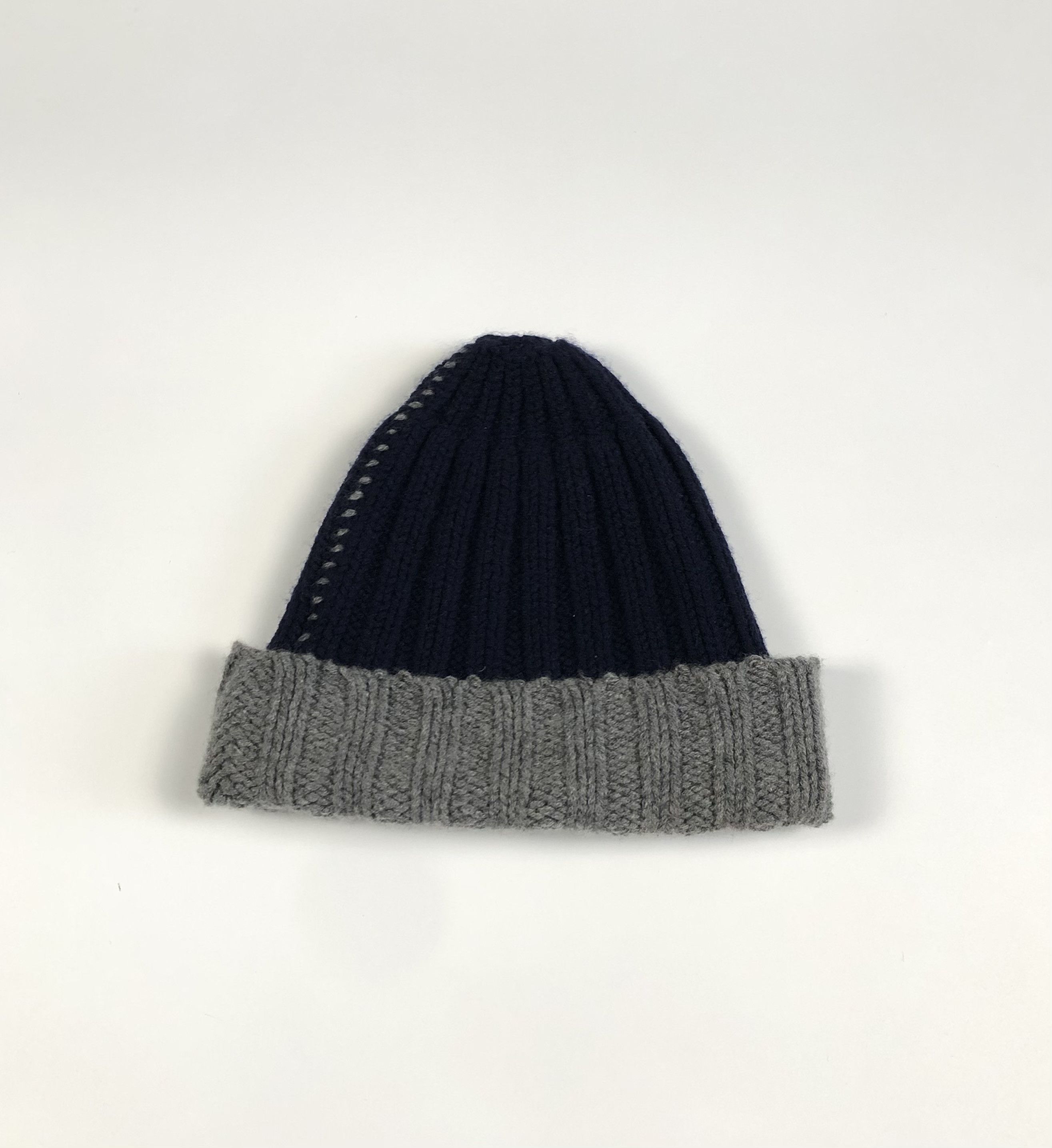 Other Danielapi Cashmere Beanie Italy Size ONE SIZE - 1 Thumbnail