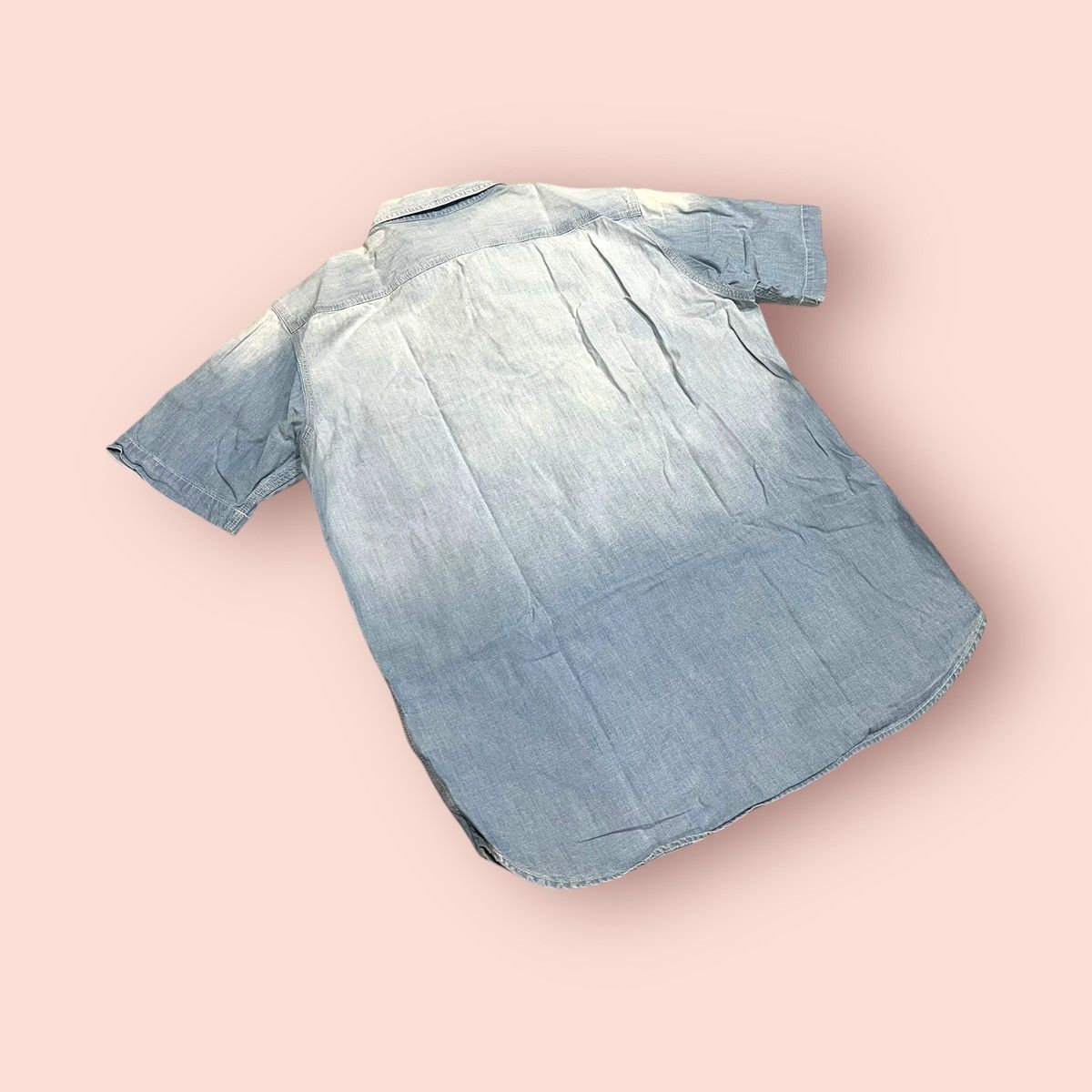 Japanese Brand × Jun Takahashi × Uniqlo VINTAGE UNIQLO DOUBLE CHEST POCKET FADED CAMBRAY SHIRT Size US L / EU 52-54 / 3 - 13 Thumbnail