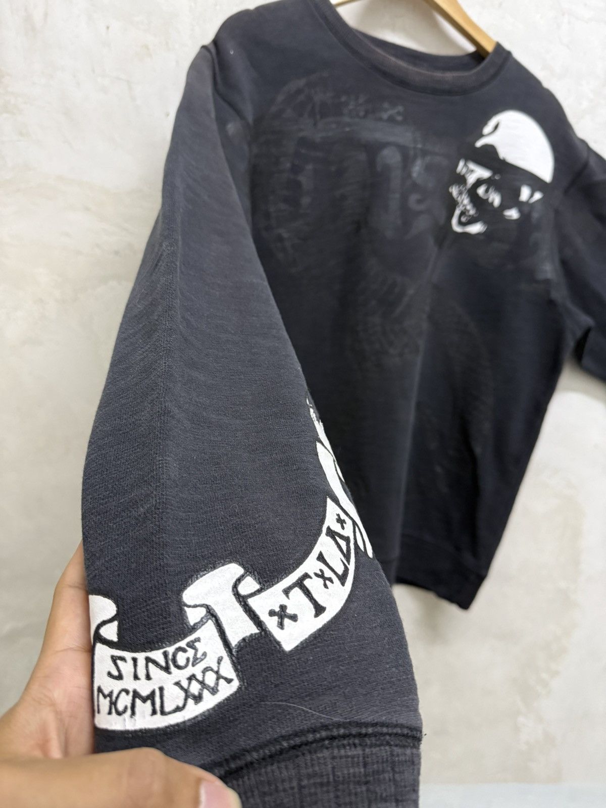 Stussy 2000s Stussy Bone And Skulls Gothic Crewneck Size US L / EU 52-54 / 3 - 7 Thumbnail