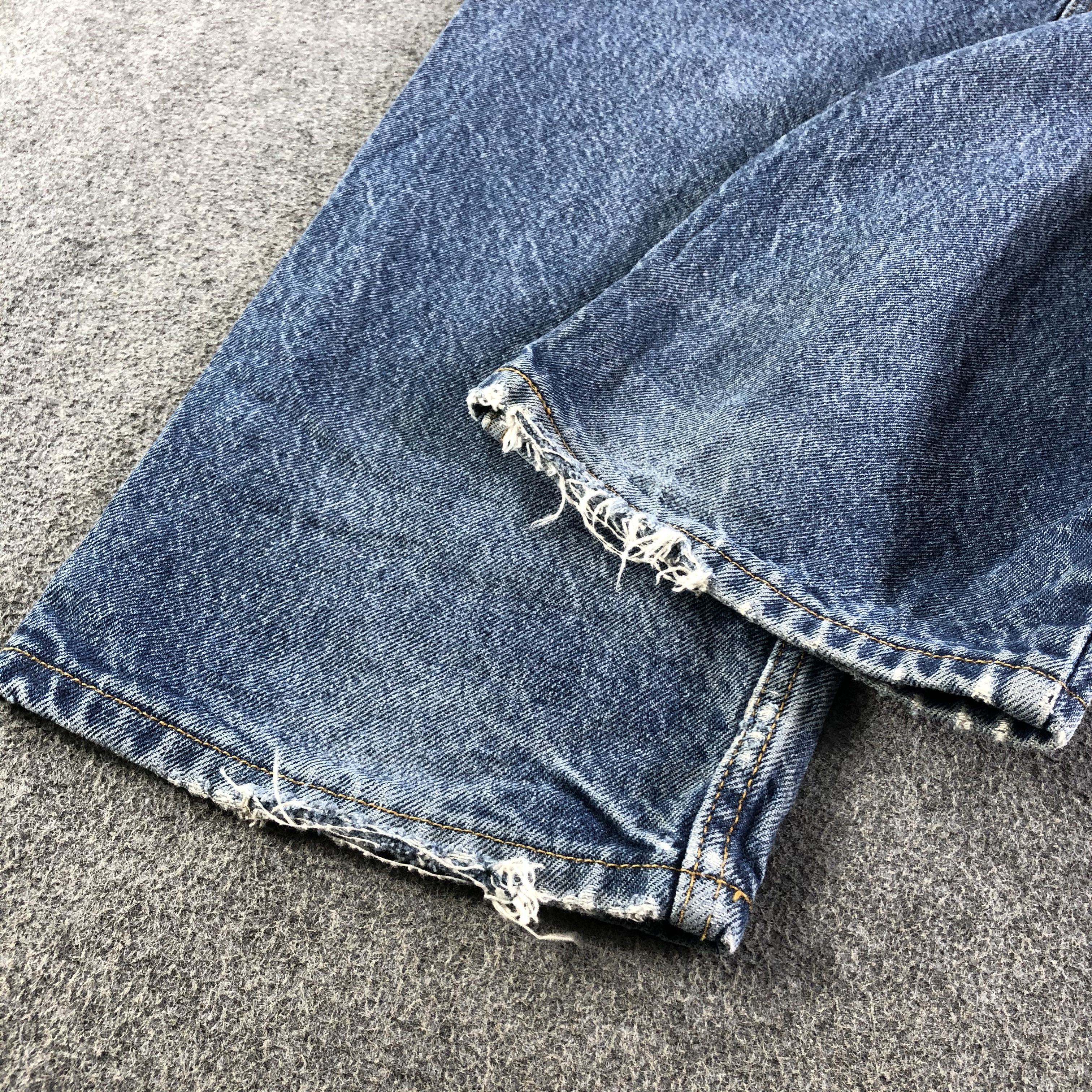 Levi's Vintage Blue Wash Levis 550 Jeans-J3019 Size US 39 - 7 Thumbnail