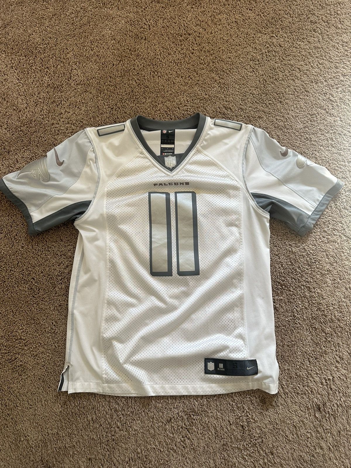 Vintage Julio jones falcons jersey platinum edition Size US S / EU 44-46 / 1 - 1 Thumbnail