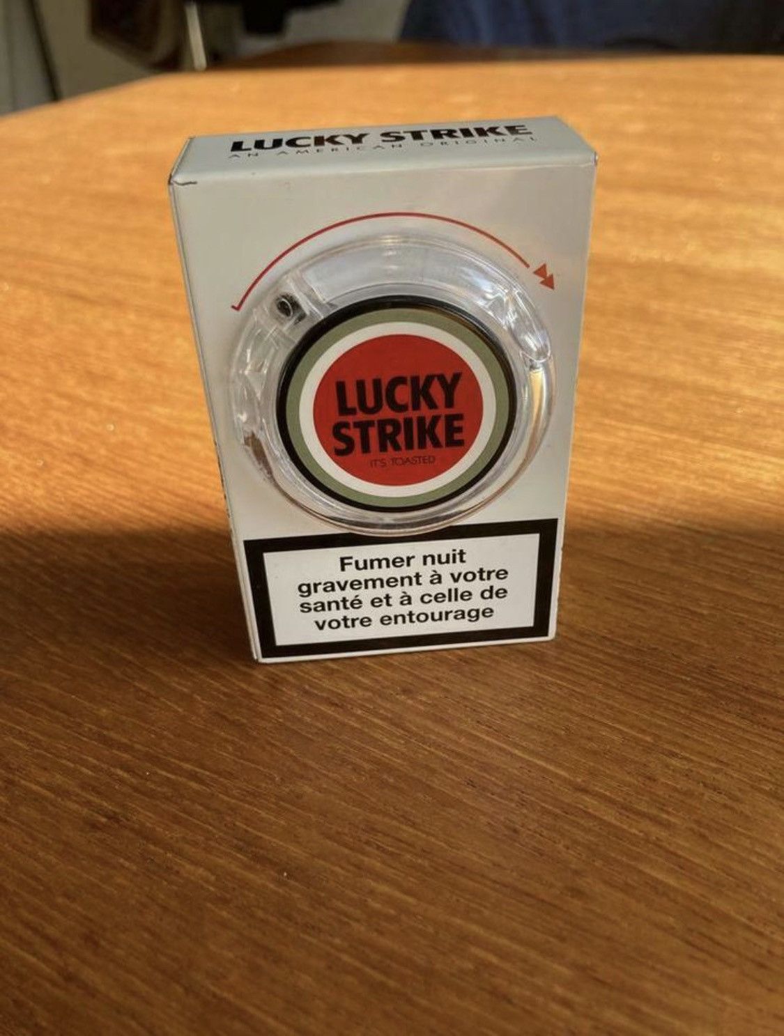 Vintage Vintage Metal Lucky Strike cigarette packet Size ONE SIZE - 2 Thumbnail