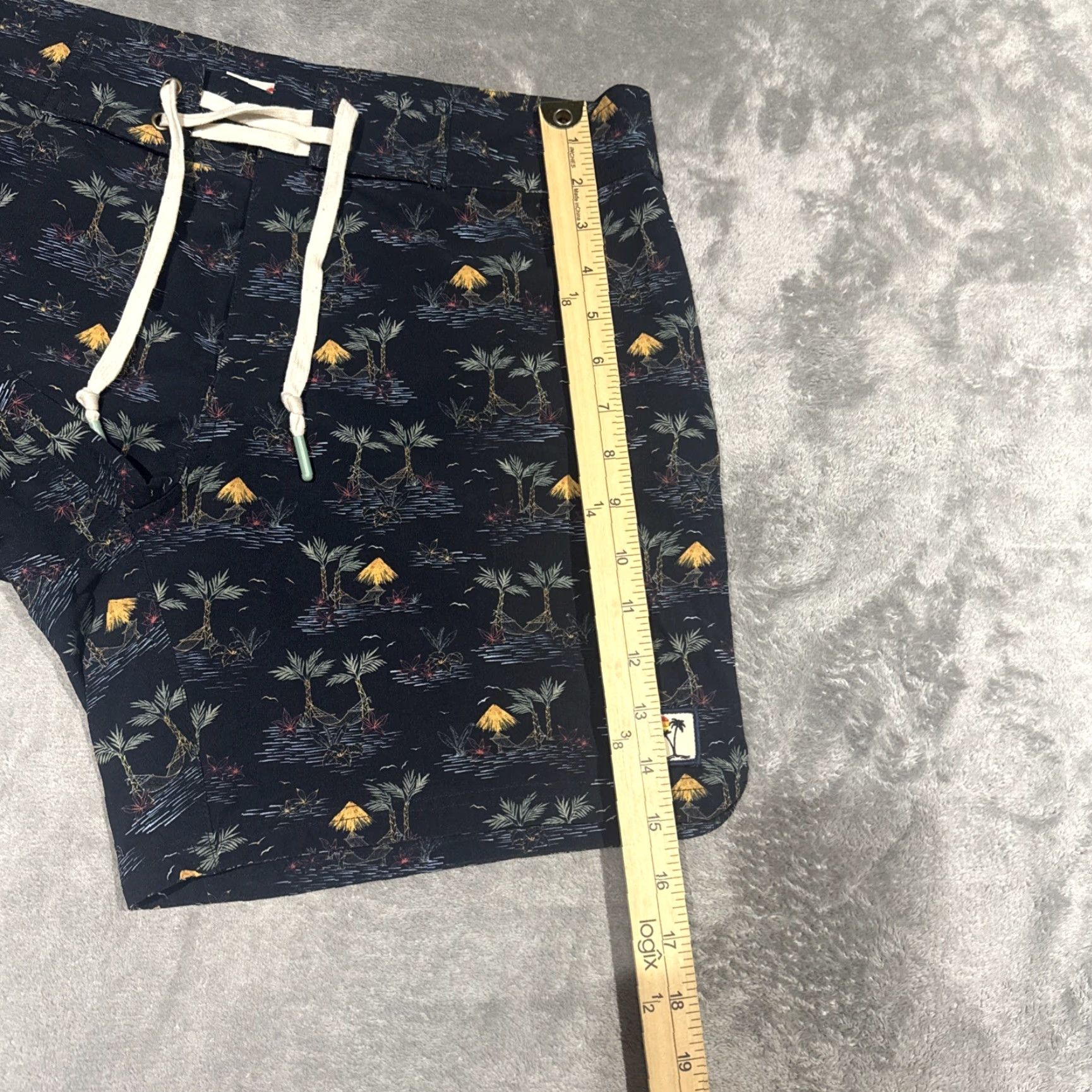 Marine Layer Marine Layer Simmons Board Short Mens 33 Blue Palm Tree Tropical Print Trunks Size US 33 - 6 Thumbnail