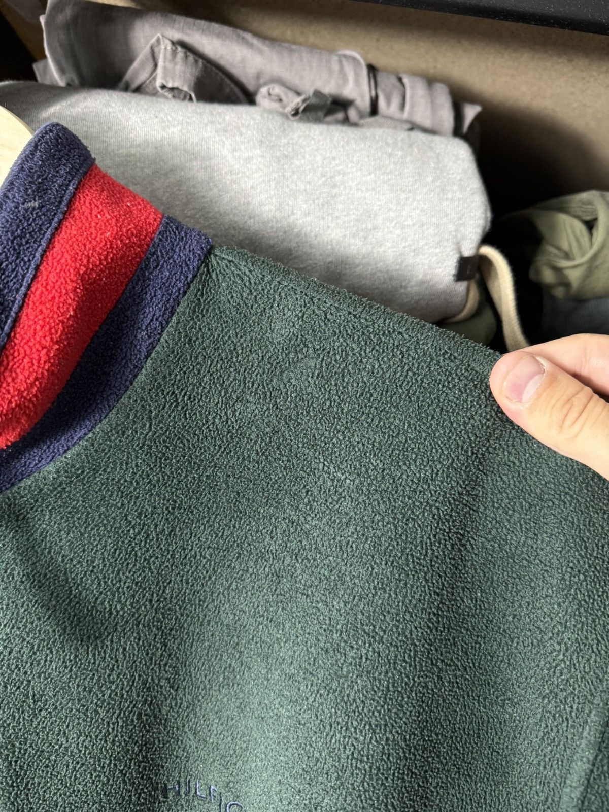 Tommy Hilfiger Vintage Tommy Hilfiger Fleece Jacket Quarter Zip USA Style Size US L / EU 52-54 / 3 - 9 Thumbnail