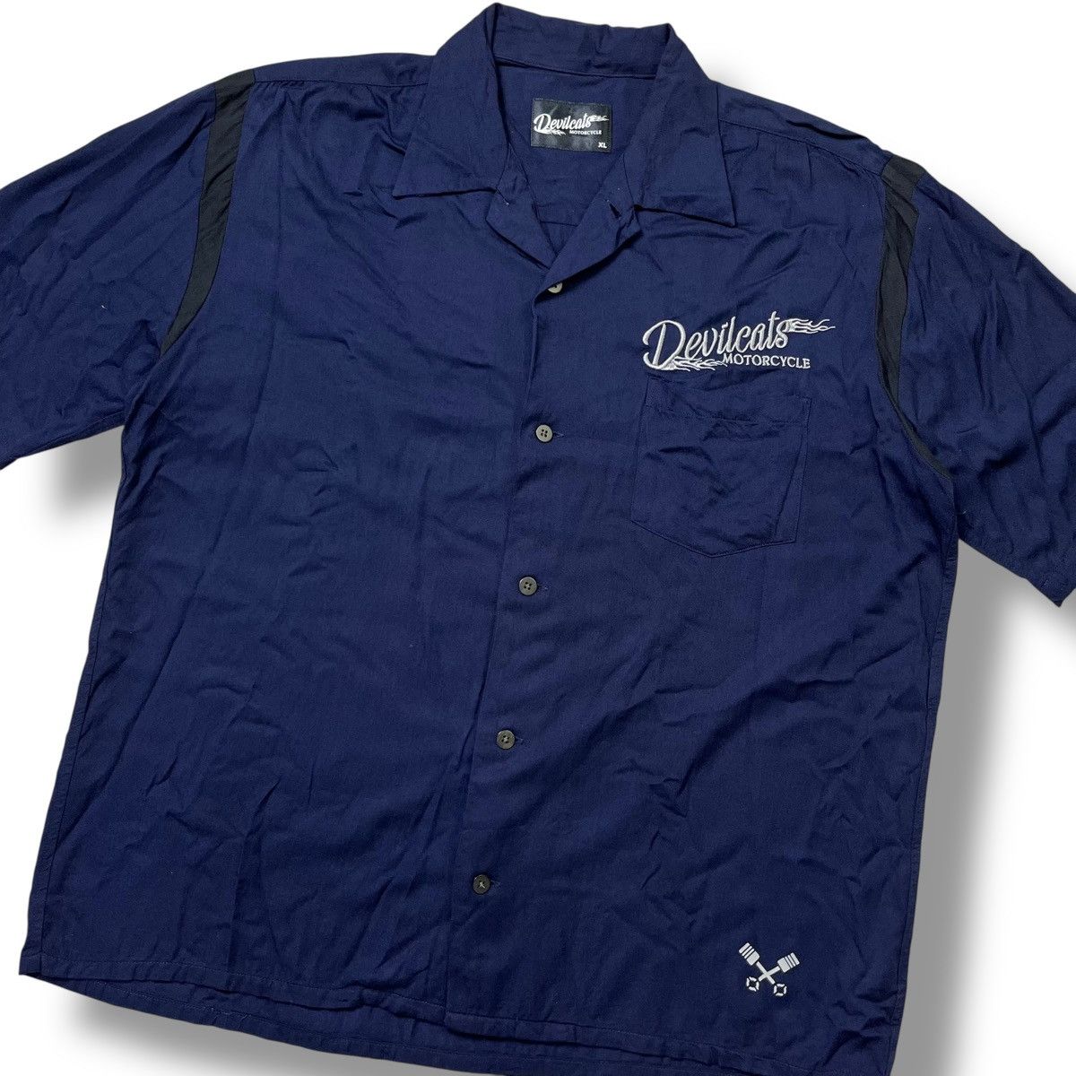 Indian Motorcycle Devilcats motorcycle bowling shirt rayon Size US XL / EU 56 / 4 - 5 Thumbnail