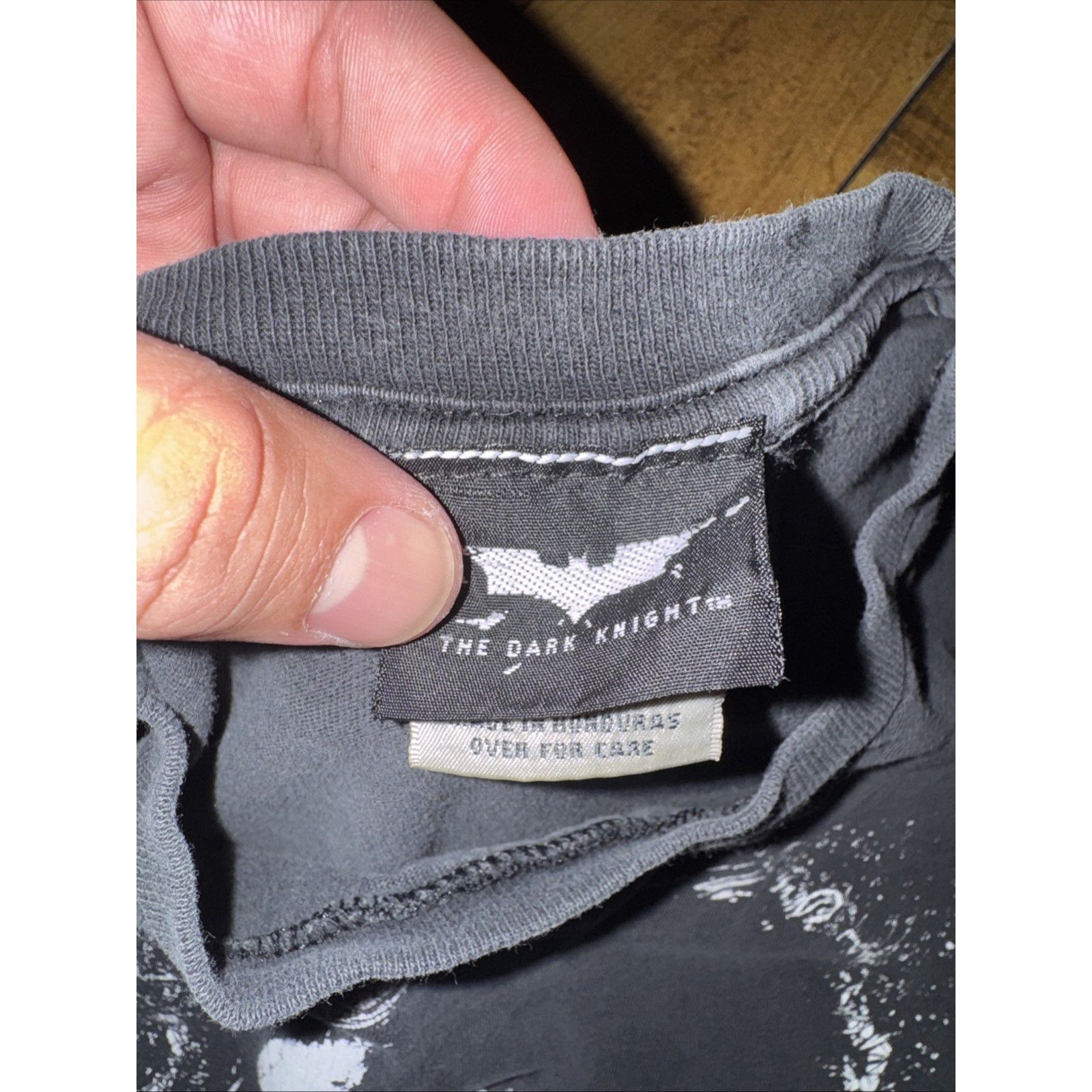 Band Tees × DC Vintage Batman Dark Knight Joker T-Shirt Black Large 21x27 Size US L / EU 52-54 / 3 - 3 Thumbnail