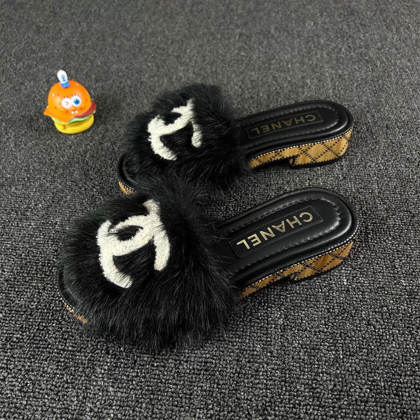 Chanel Chanel Black Fur Slippers Size 36 Size US 5.5 / IT 35.5 - 1 Thumbnail