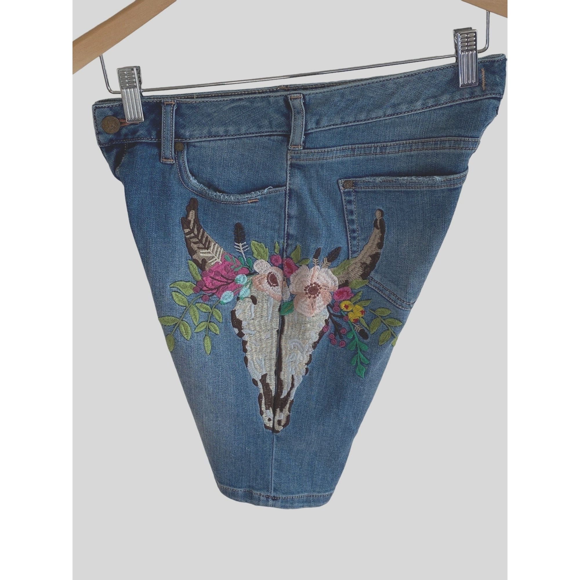 Other Sundance Shorts 27 Embroidered Denim Bermuda Western Rockabi Size 27" / US 4 / IT 40 - 13 Thumbnail