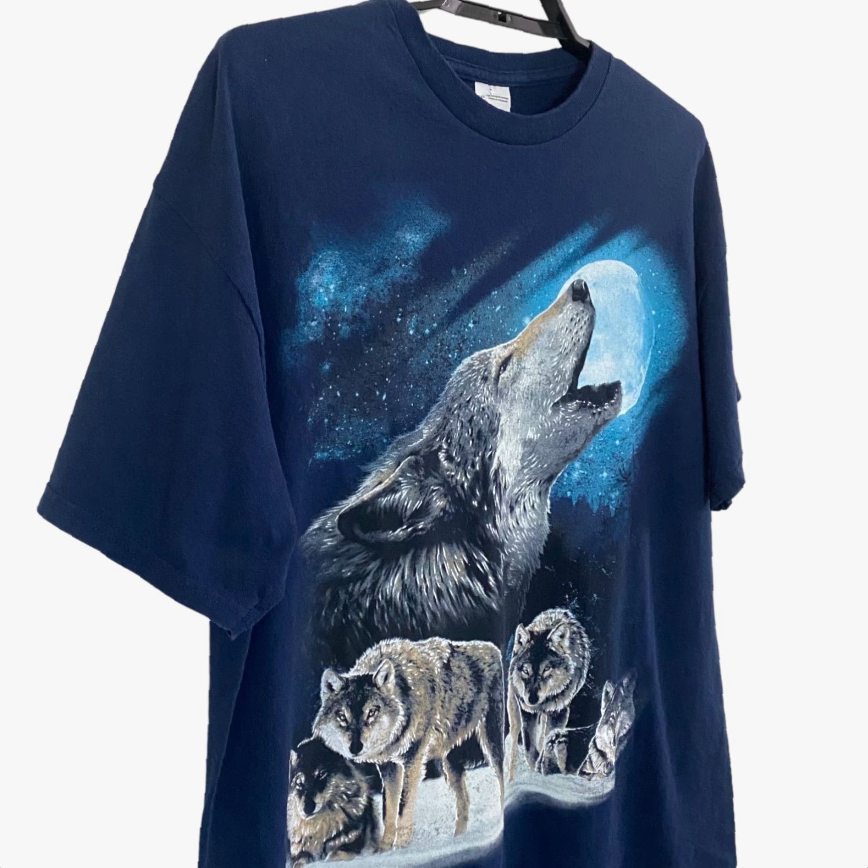 Vintage VINTAGE Y2K Wolf Pack Full Moon T-Shirt Men XL Blue Graphic Short Sleeve Nature Tee Mens XL Blue Size US XL / EU 56 / 4 - 3 Thumbnail