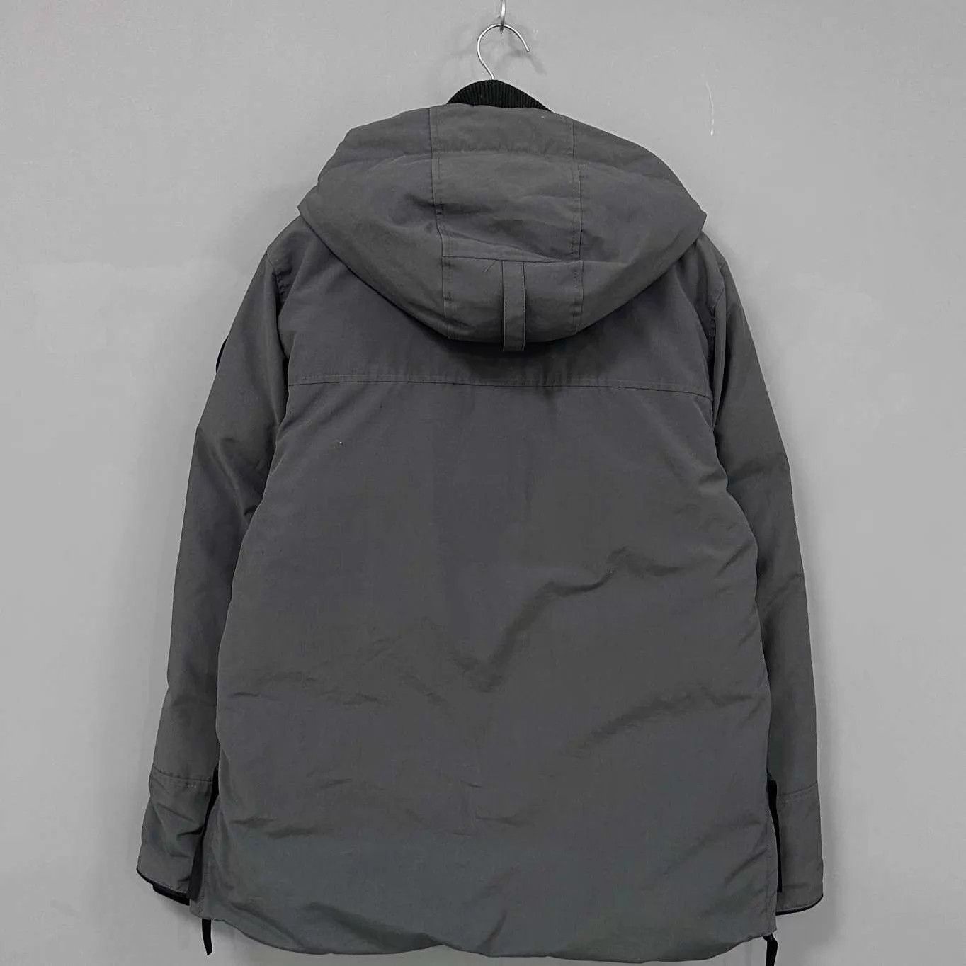 Canada Goose Canada Goose Black Label Dark Gray Tear Pocket Down Jacket L Size US L / EU 52-54 / 3 - 3 Thumbnail