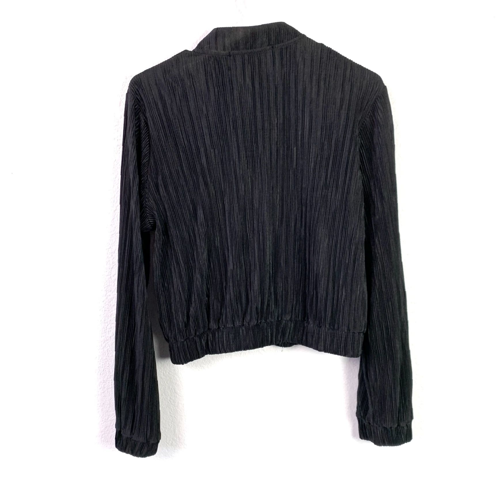 Zara Zara Basic Crinkle Slick Ribbed Hollywood Glam Black Zip Jacket Small Jacket Womens Size S / US 4 / IT 40 - 5 Thumbnail