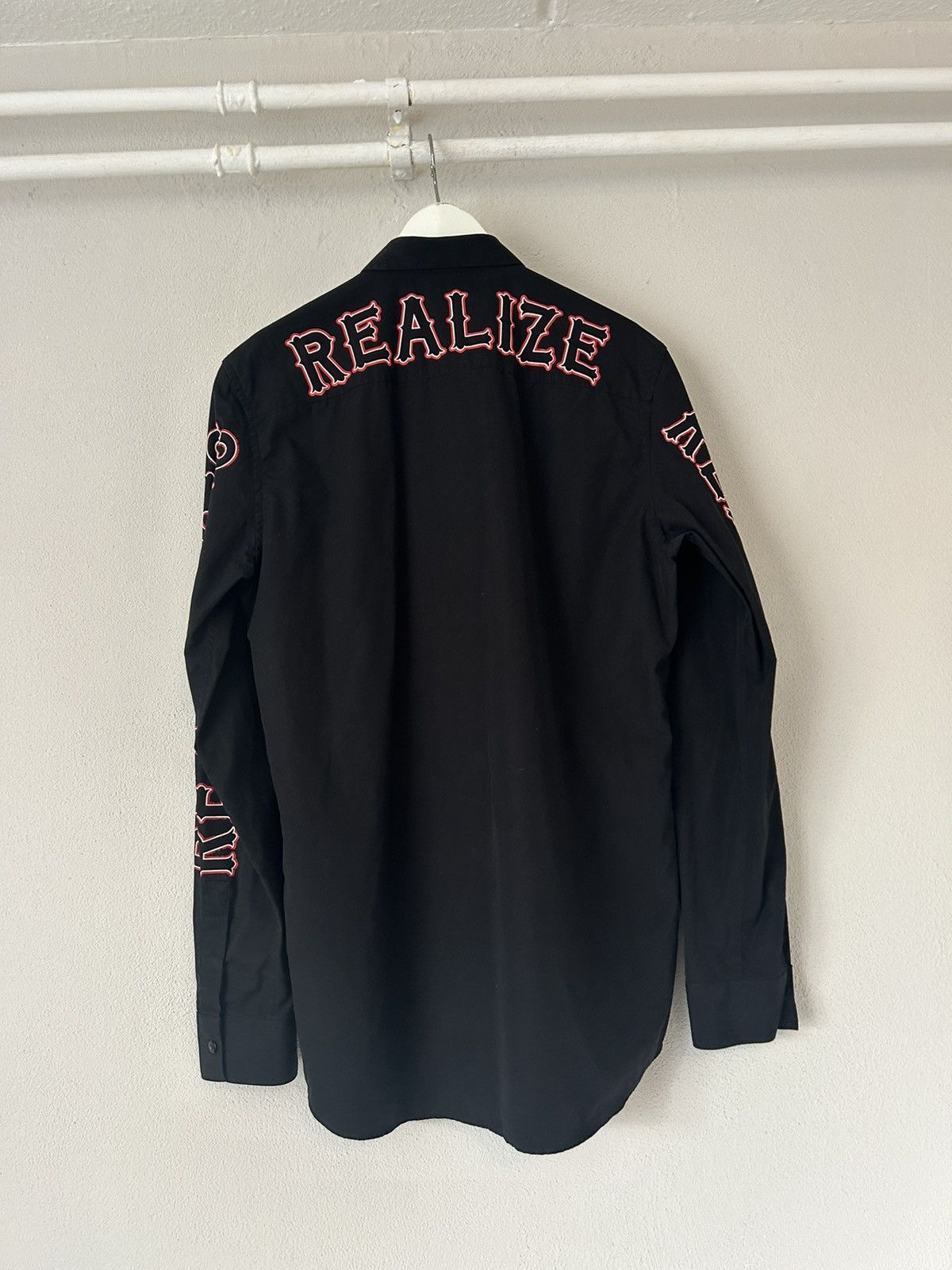 Givenchy ‘Real Eyes Realize Real Lies’ Black Button-Up Shirt Size US M / EU 48-50 / 2 - 6 Thumbnail