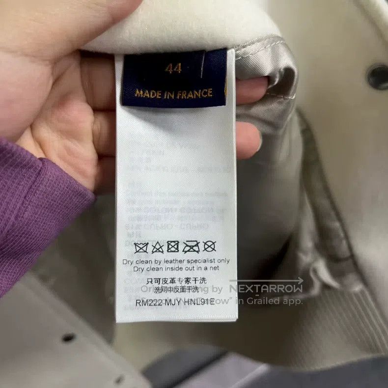Louis Vuitton Louis Vuitton Latest White Contrasting Patchwork Lettered Size US S / EU 44-46 / 1 - 3 Thumbnail