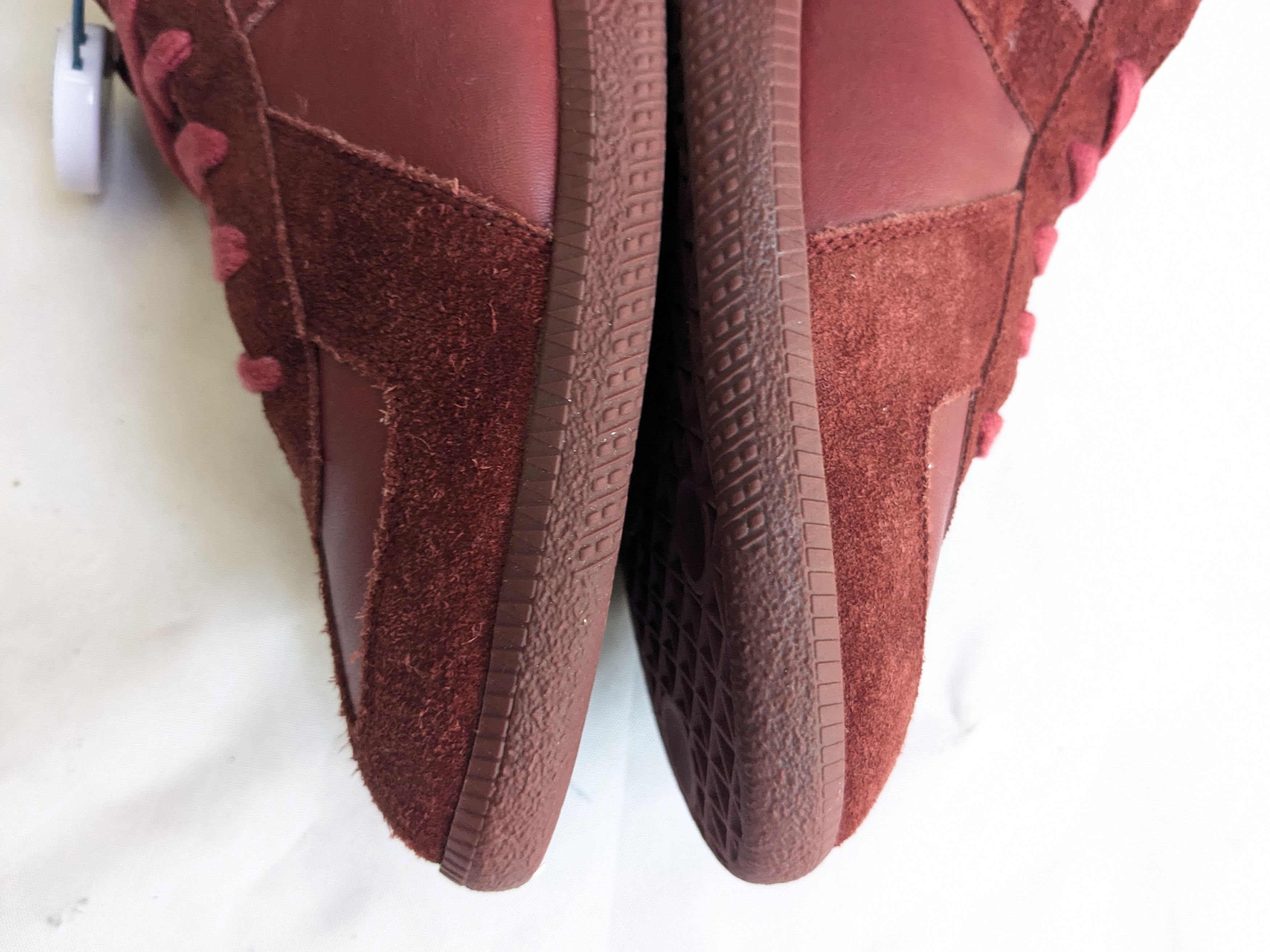 Maison Margiela Maison Margiela GAT Replica Burgundy 10 43 Low Tops Size US 10 / EU 43 - 12 Thumbnail