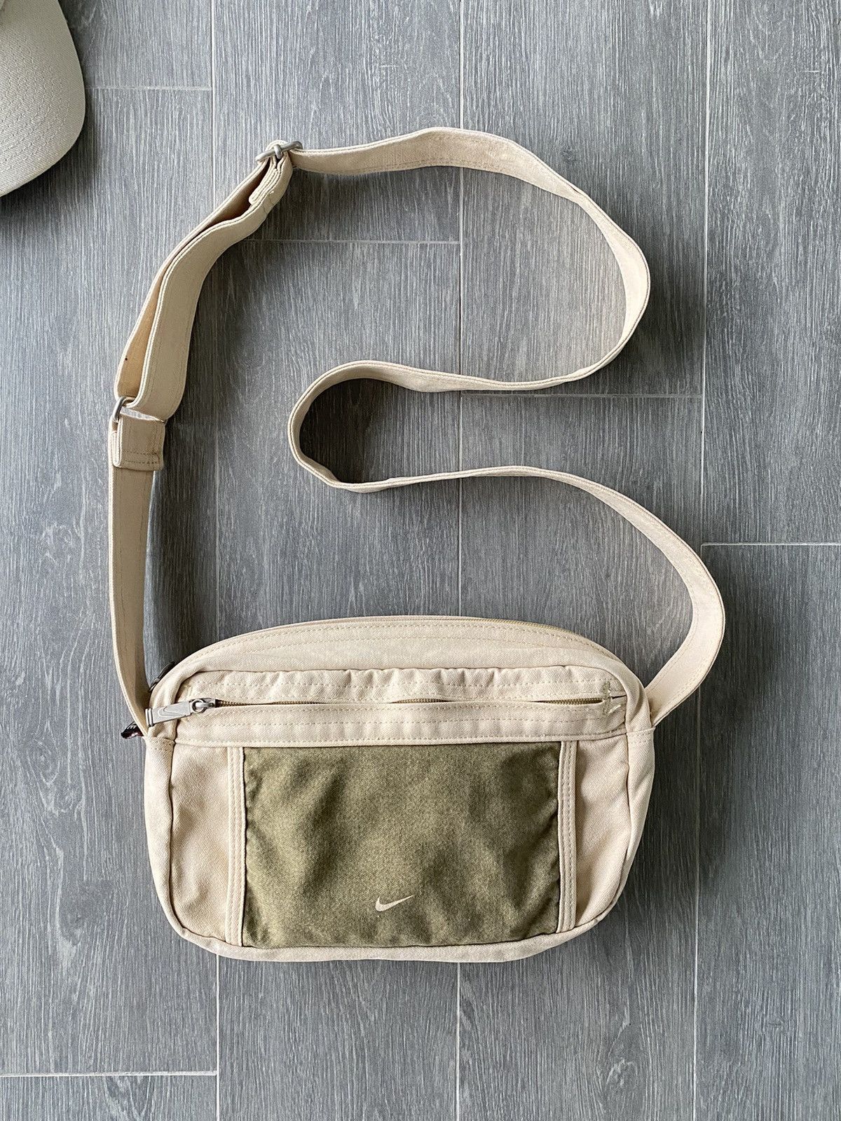 Pre-owned Nike X Vintage Y2k Beige Nike Crossbody Sling Bag