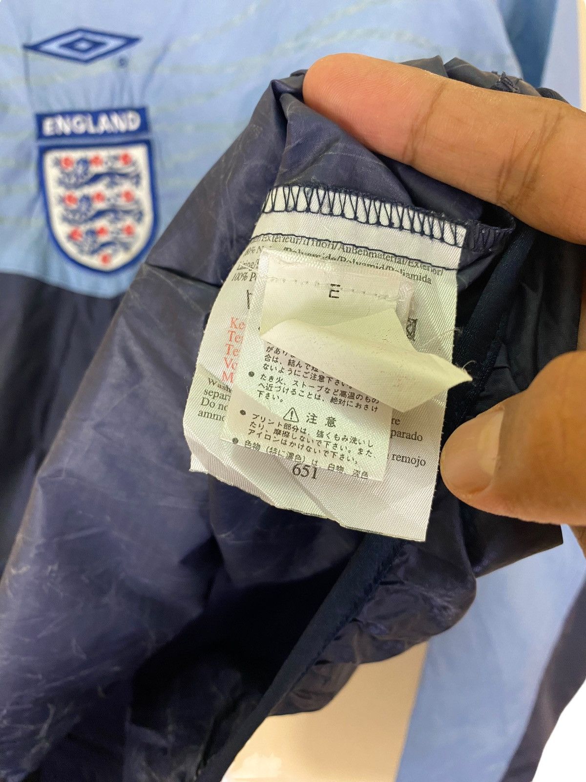 Umbro Early 2000s England Premier Training Jersey by Umbro Size US M / EU 48-50 / 2 - 11 Thumbnail