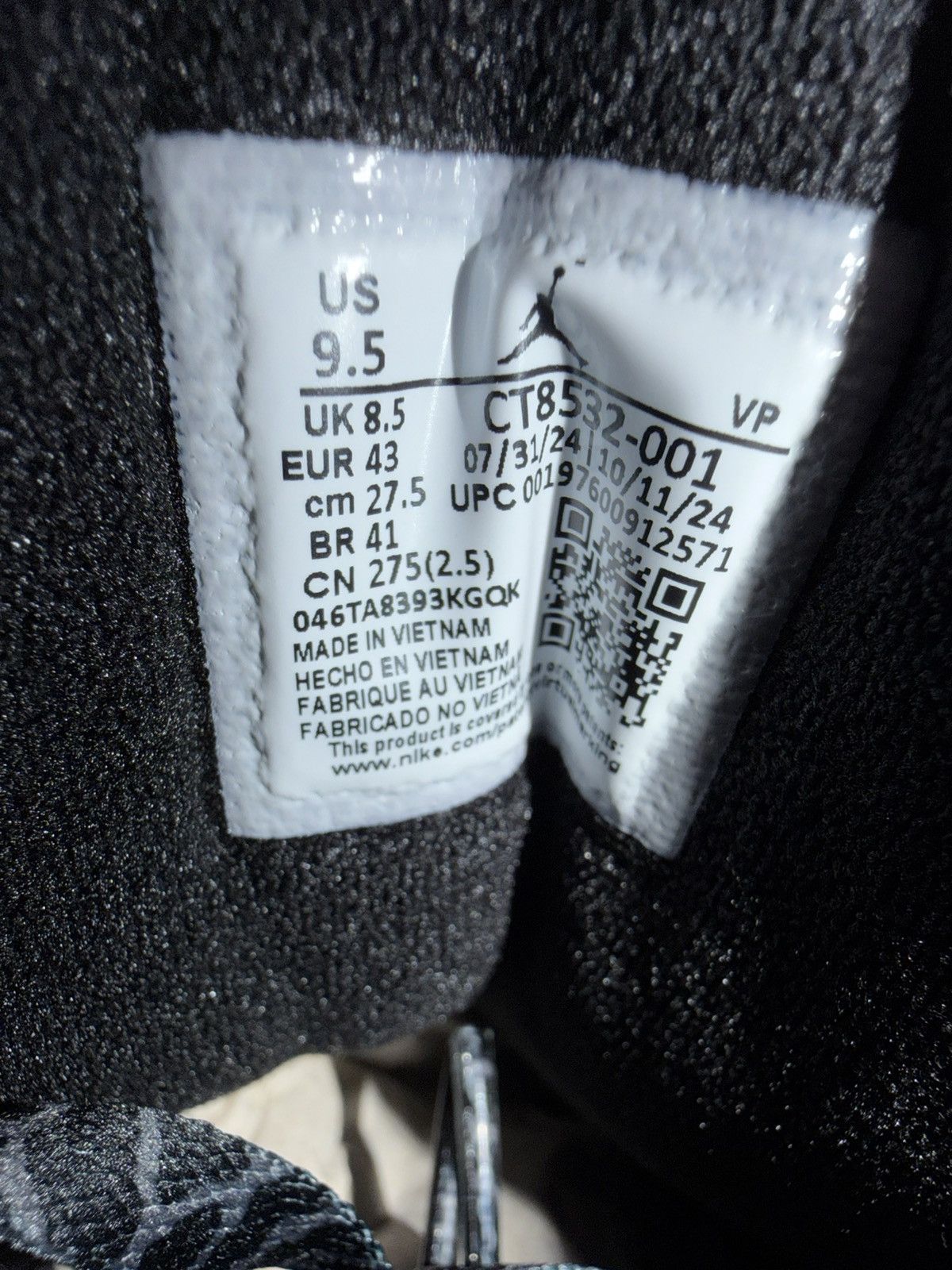 Jordan Brand Air Jordan 3 Retro Black Cat 2025 (Size 9.5) Size US 9.5 / EU 42-43 - 8 Thumbnail