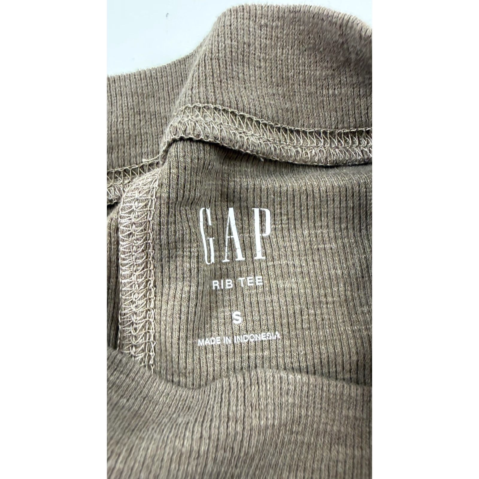Gap Gap Shirt Womens Small Brown Ribbed Long Sleeve Mock Neck Basic Tee Top Size S / US 4 / IT 40 - 4 Thumbnail