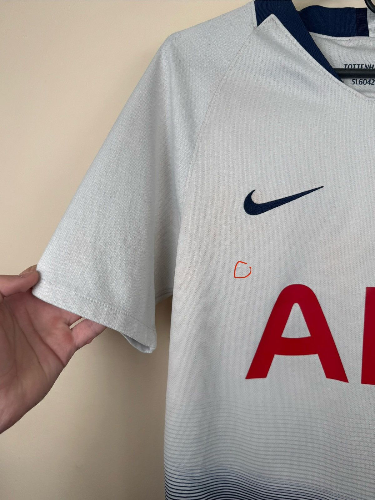 Nike Nike Tottenham 2018-2019 Home Soccer Jersey Men's S Back Size US S / EU 44-46 / 1 - 8 Thumbnail
