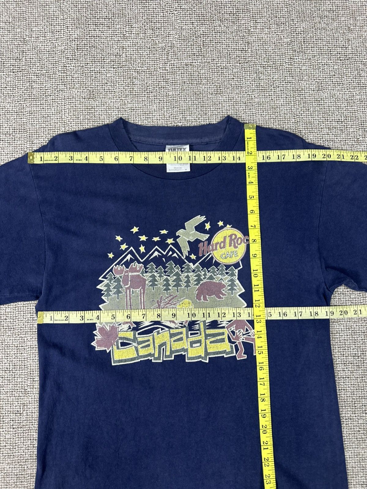 Vintage Vintage Hardrock Cafe Canada Sunfaded Tshirt A990 Size US M / EU 48-50 / 2 - 8 Thumbnail