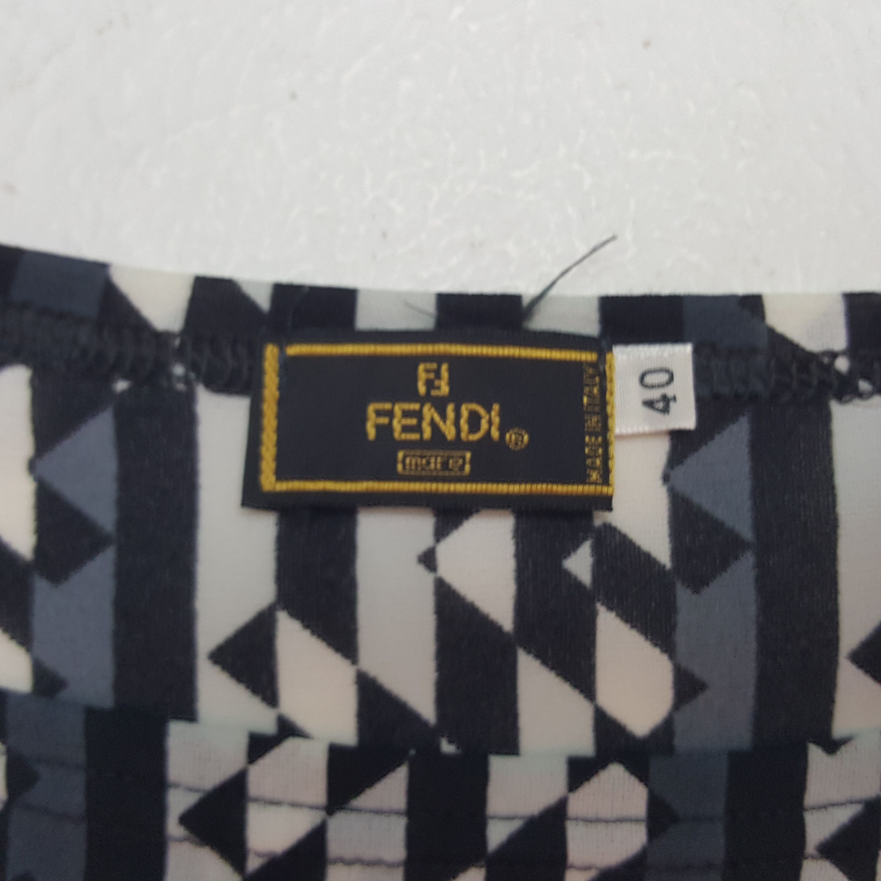 Fendi × Vintage Vintage Fendi Italian Designer Long Tshirt Size XXS / US 00 / IT 34 - 4 Thumbnail