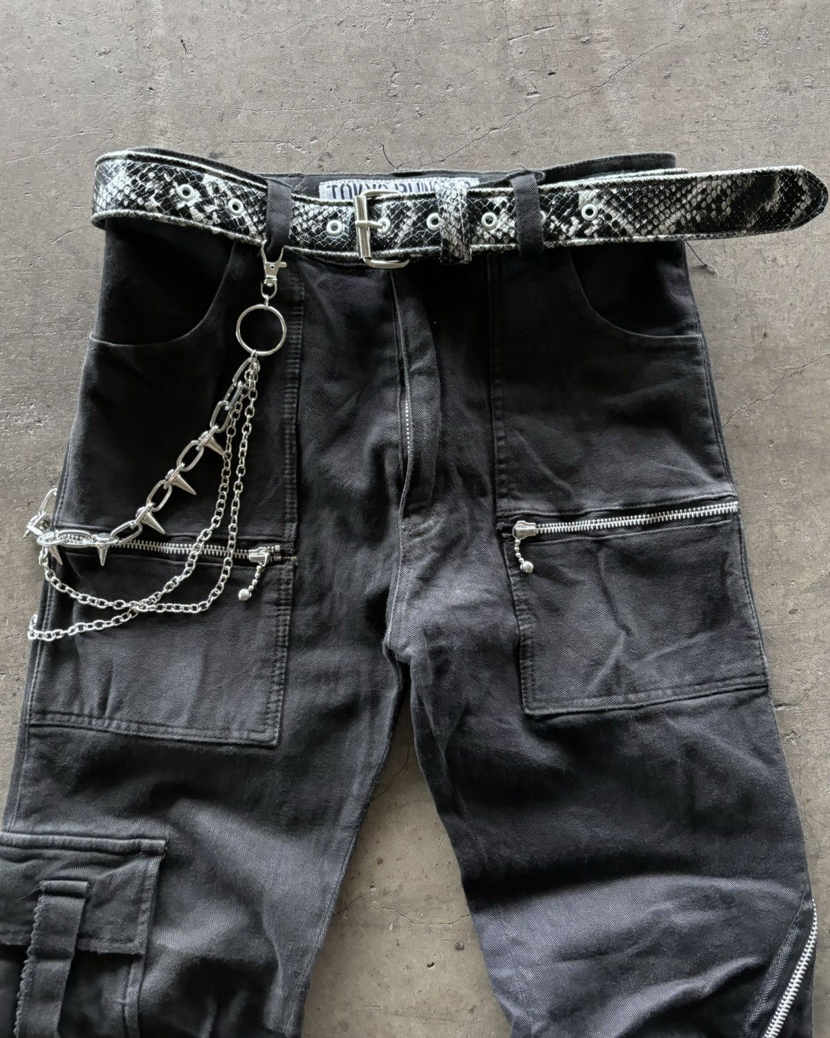 14th Addiction × Japanese Brand × KMRii Tokyo Punker Cargo Multi Zip Up Pants Size US 28 / EU 44 - 2 Thumbnail
