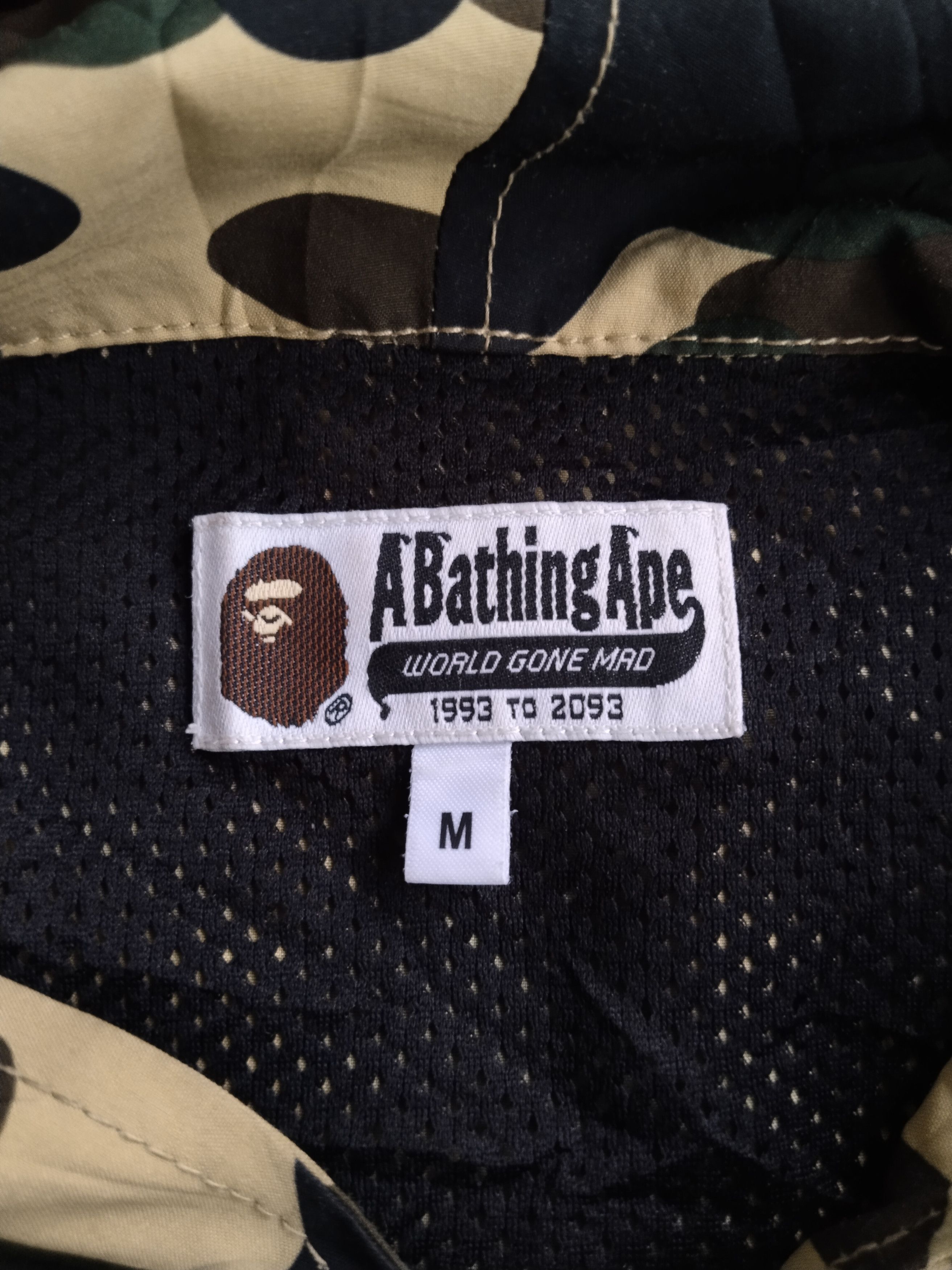 Bape 1st Camo Hoodie Jacket Size US M / EU 48-50 / 2 - 4 Thumbnail