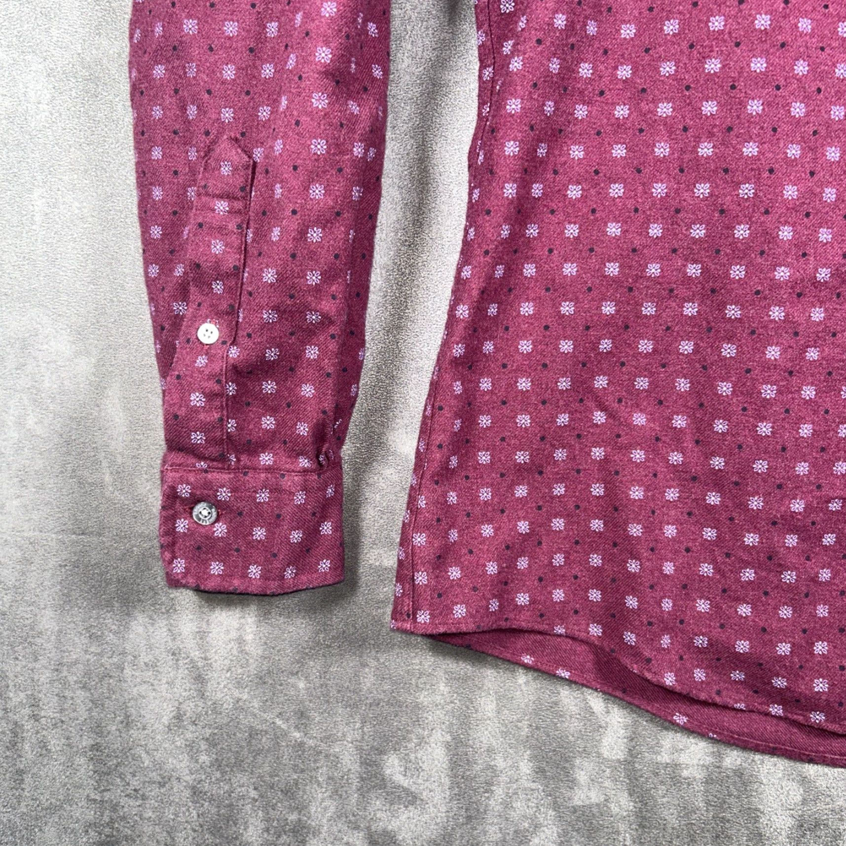 Brooks Brothers Brooks Brothers Regent Button-Down Shirt Cotton Mens M Maroon Red Geometric Pattern Button-Up Classic Preppy City Casual Regular Sleeve Long Size US M / EU 48-50 / 2 - 5 Thumbnail