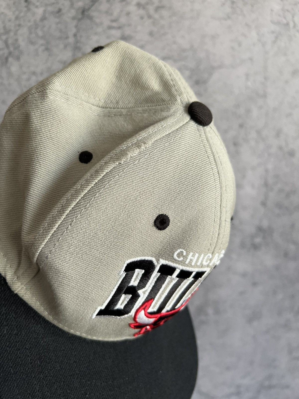 NBA Vintage New Era Chicago Bulls Cap Hat Baseball Y2K Logo Size ONE SIZE - 19 Thumbnail