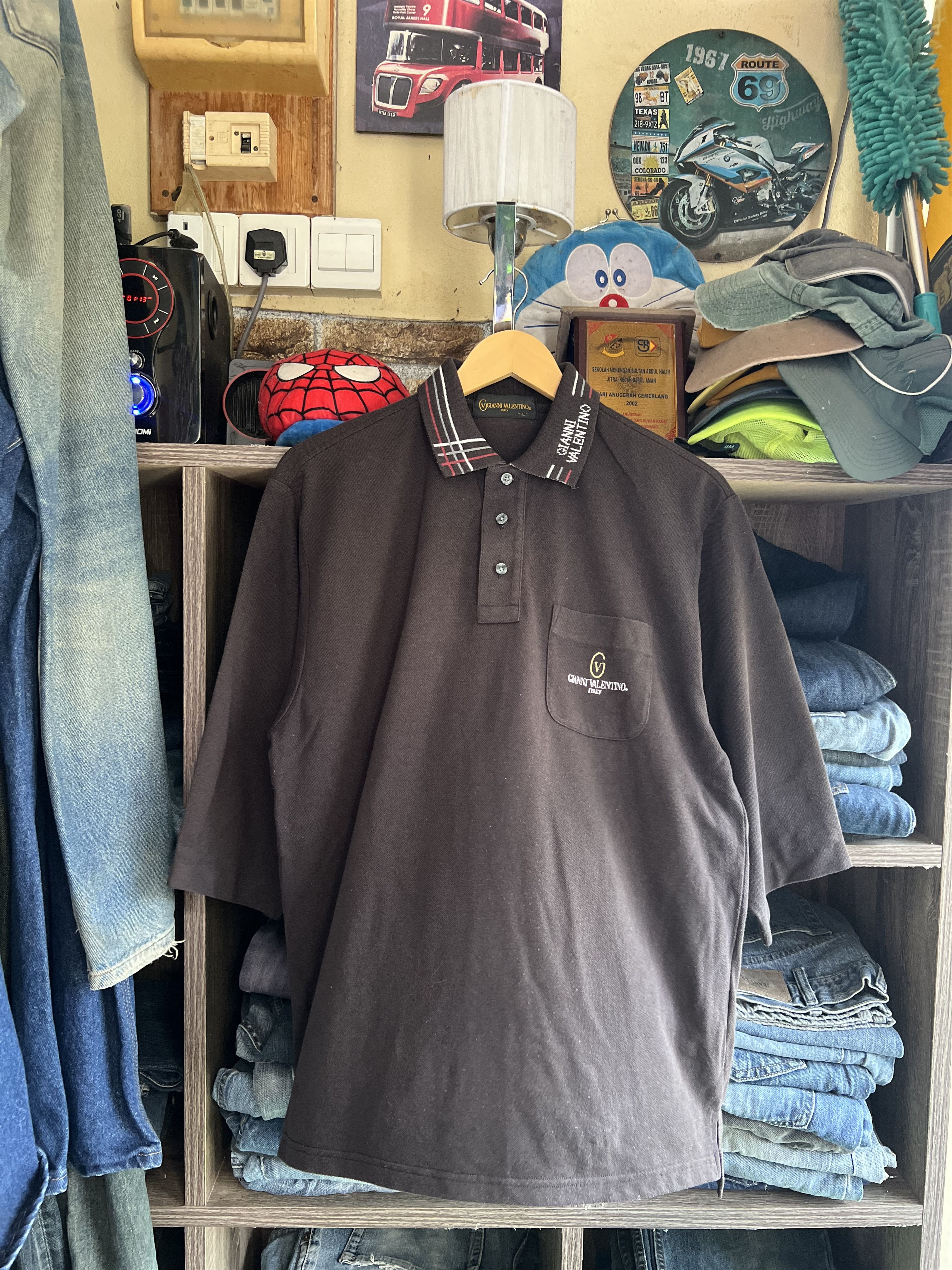 Gianni Valentino 🔥Vintage Sun Faded Gianni Valentino Polo Tee Size US M / EU 48-50 / 2 - 14 Thumbnail