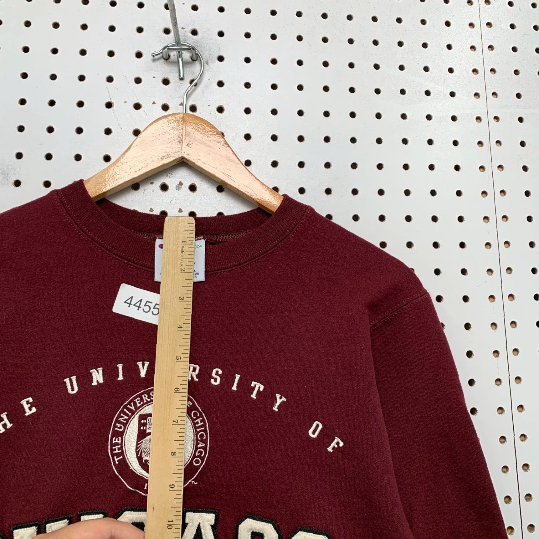 Champion Champion University Chicago Sweatshirt Womens XS Cropped Crewneck Fleece Maroon Red Size XS / US 0-2 / IT 36-38 - 7 Thumbnail