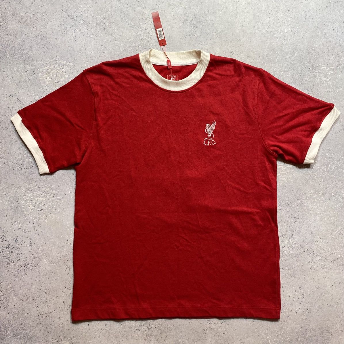 Other Liverpool Mens Red Soccer Jersey Size US L / EU 52-54 / 3 - 3 Thumbnail