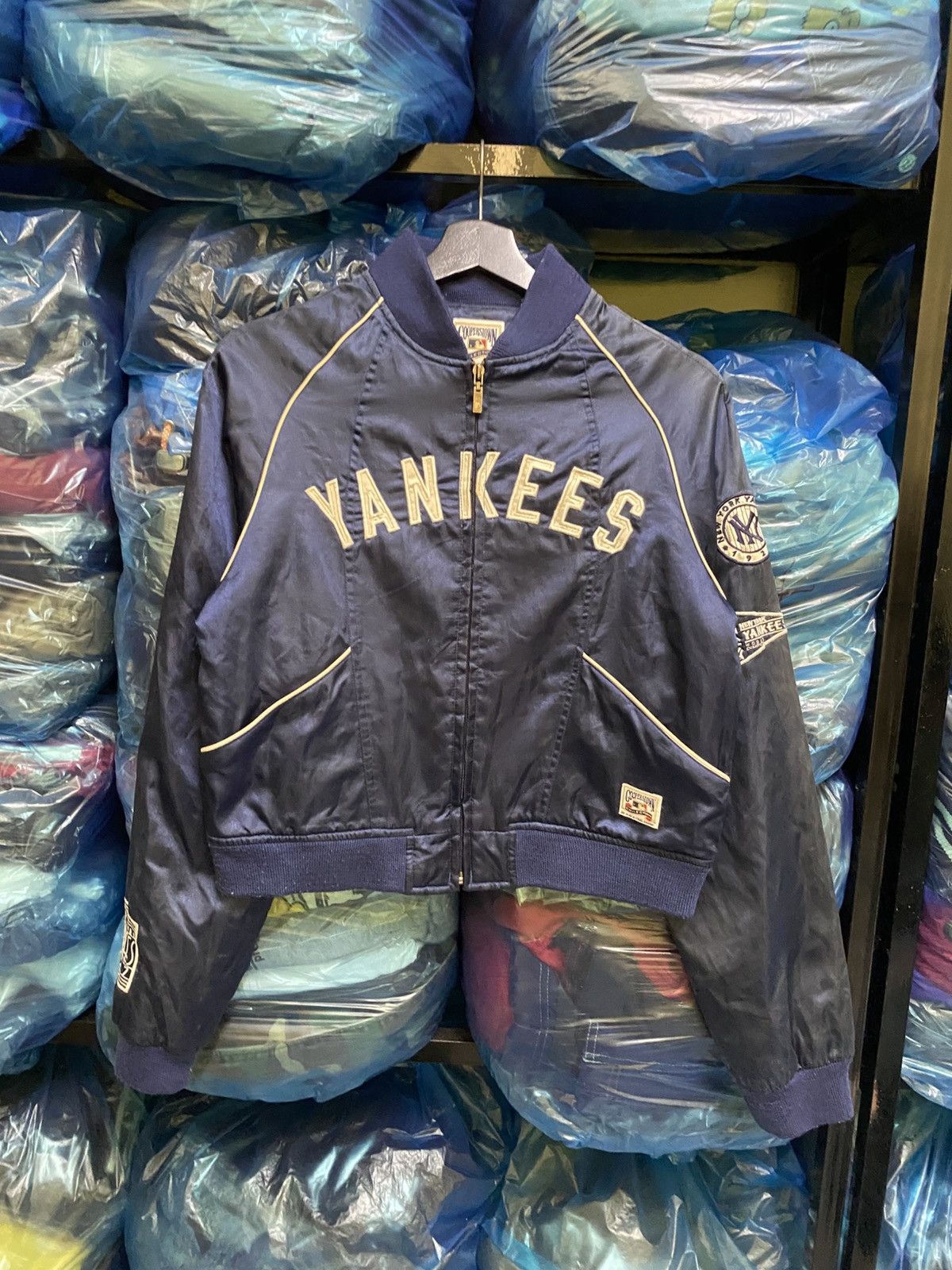 VINTAGE YANKEES SATIN JACKET