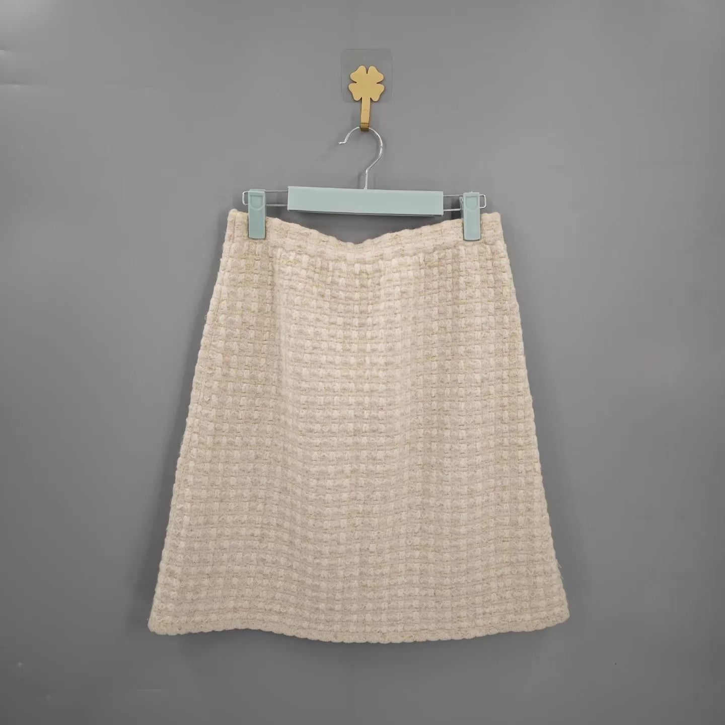 Chanel Chanel Women's Coco White Knit New Skirt 38 Size 27" / US 4 / IT 40 - 2 Thumbnail