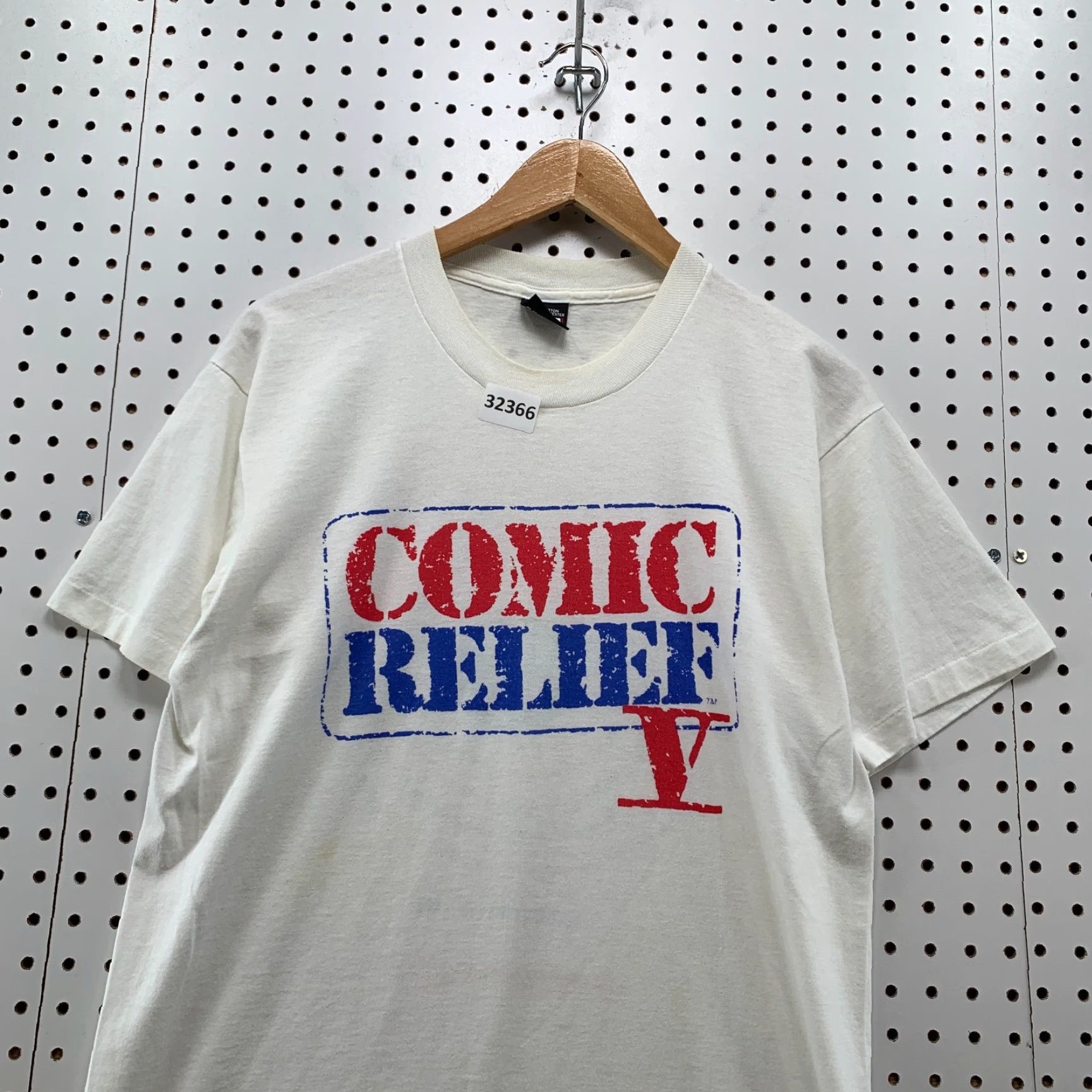 Vintage VINTAGE Screens Stars 90s Comic Relief Shirt Mens Large White Short Sleeve Crew Neck Single Stitch Robin Williams Size US L / EU 52-54 / 3 - 5 Thumbnail