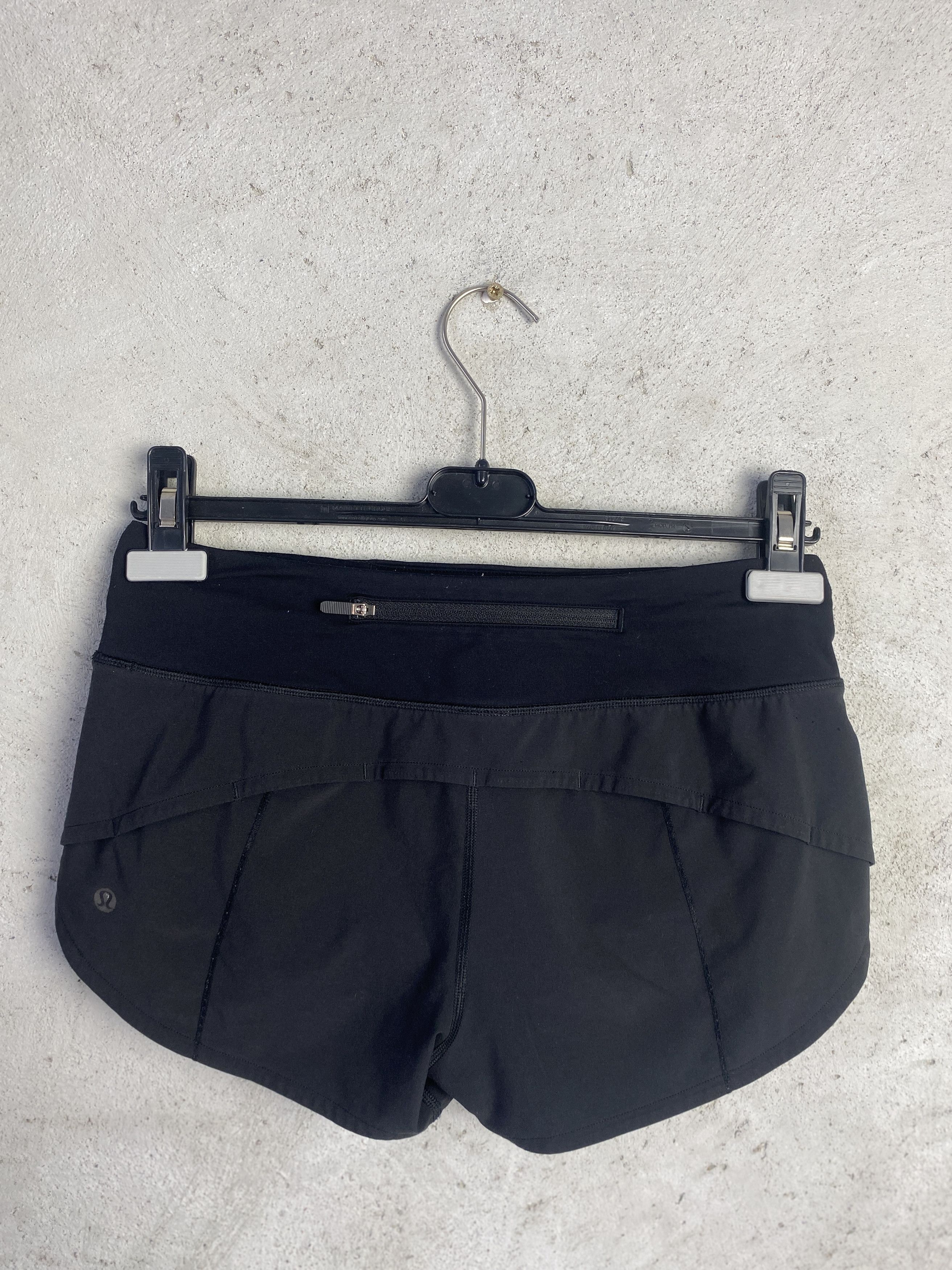 Lululemon Lululemon shorts sport gym pilates yoga Size 27" / US 4 / IT 40 - 1 Thumbnail
