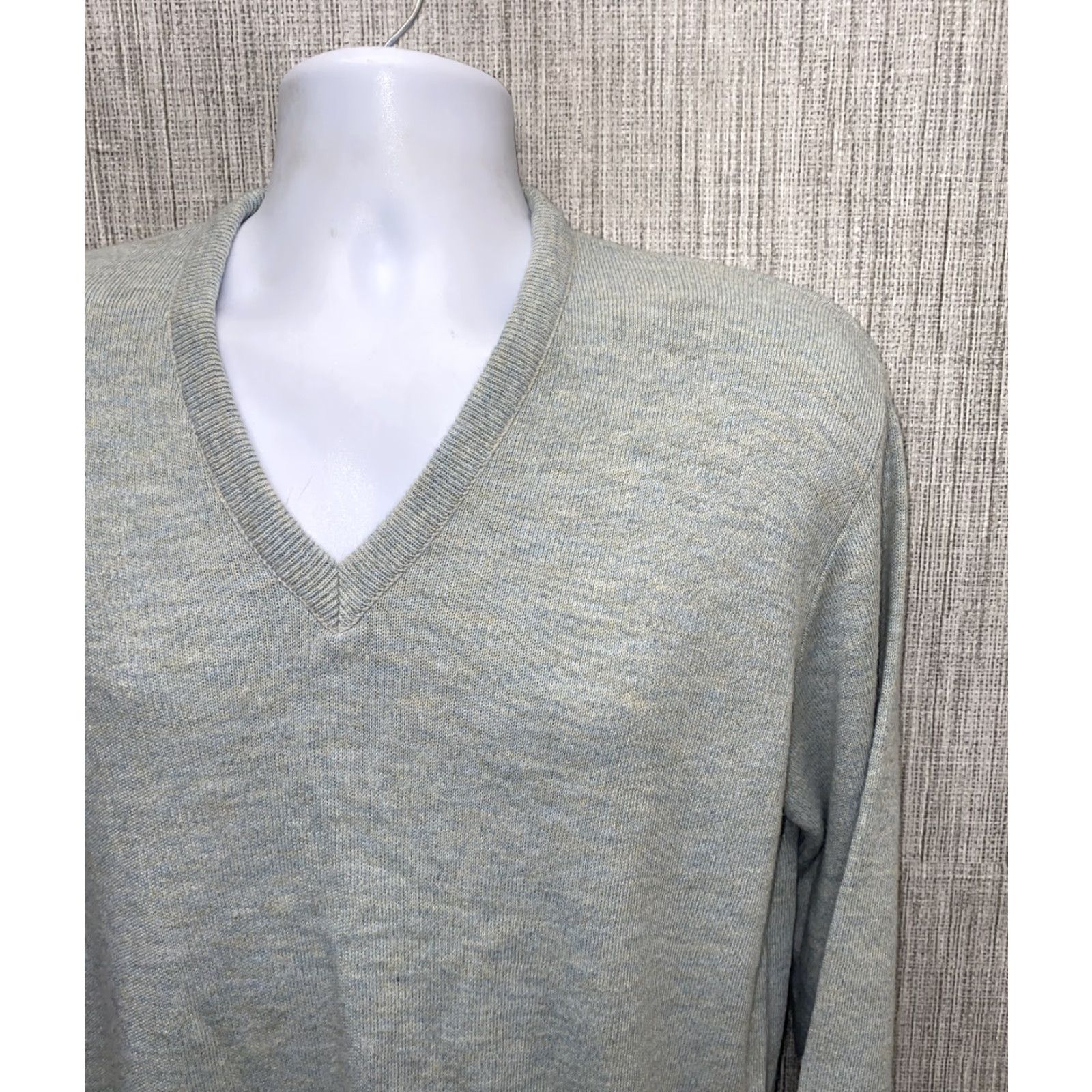 Vintage Robert Bruce Mens Light Green SHELBY V-Neck Acrylic USA Made Sweater L Size Size US L / EU 52-54 / 3 - 2 Thumbnail