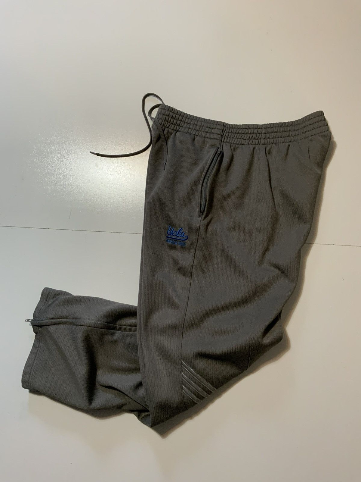 Adidas Adidas Climawarm UCLA Bruins Team Issue Track & Field Pants Size US 34 / EU 50 - 3 Thumbnail