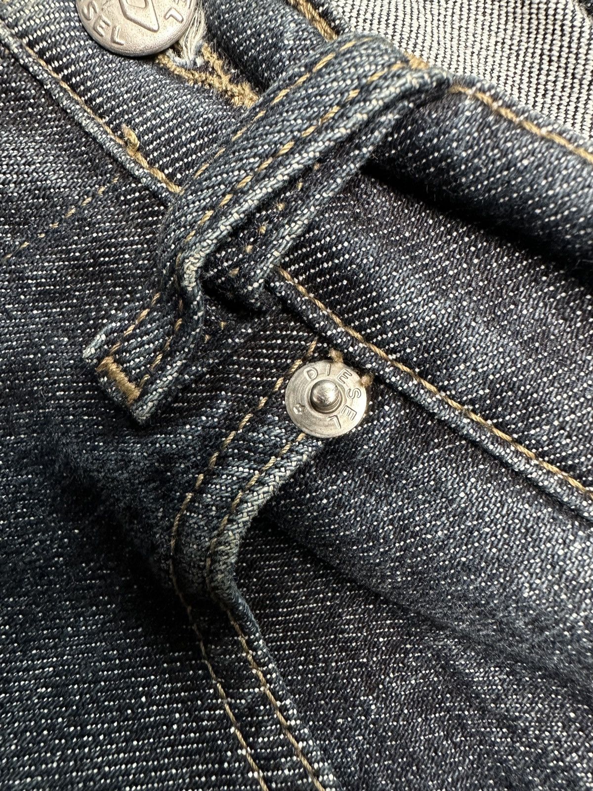 Diesel 00s DIESEL Flared Jeans Denim Pants Low Rise Y2K Style sz 26 Size 26" / US 2 / IT 38 - 9 Thumbnail