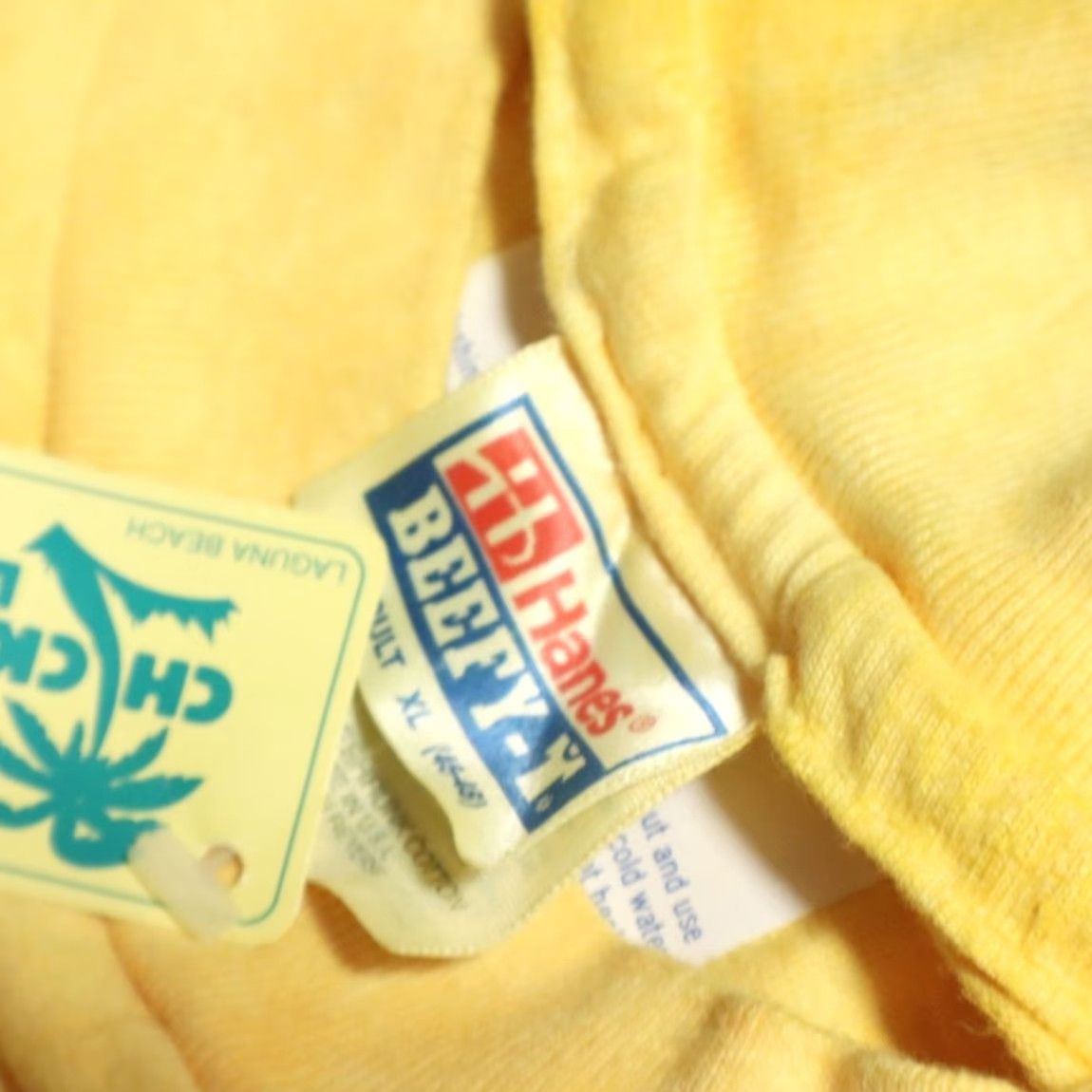 Hanes VTG Hanes Laguna Beach Sun Solid T-Shirt Yellow Men's XL Shirt Boys Mens Adults Size US XL / EU 56 / 4 - 6 Thumbnail
