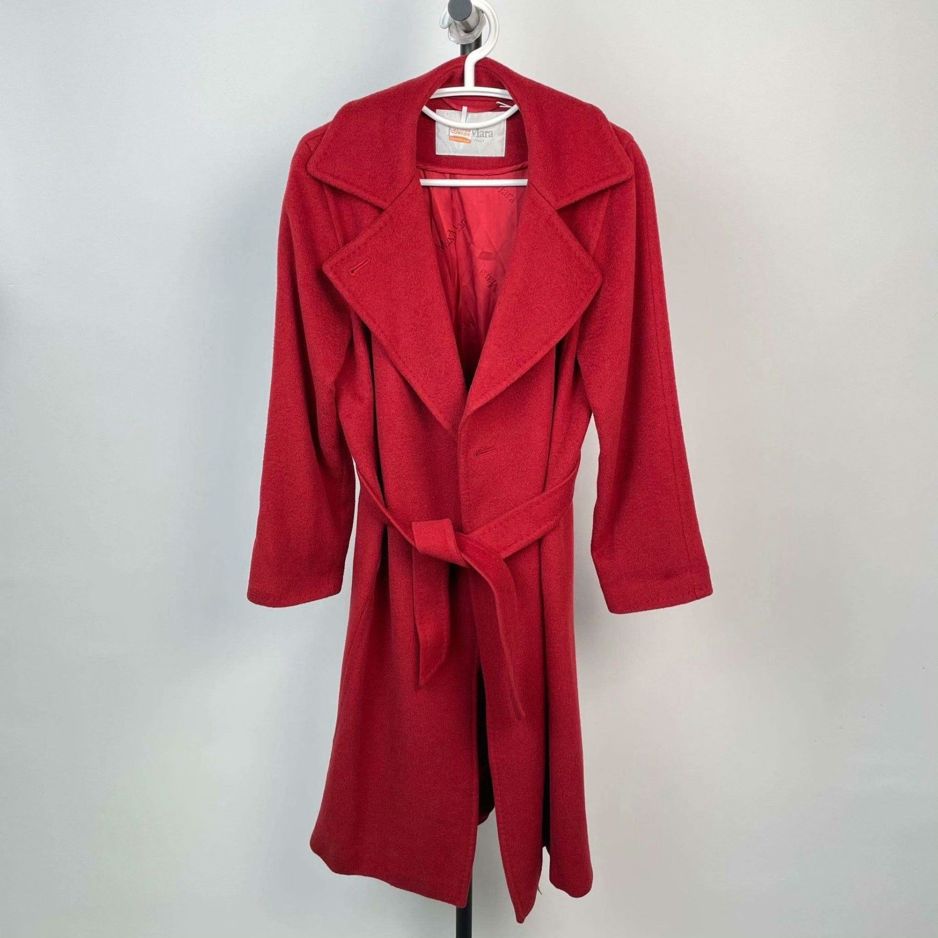 Max Mara Max Mara Long Red Coat S Women Size S / US 4 / IT 40 - 1 Thumbnail