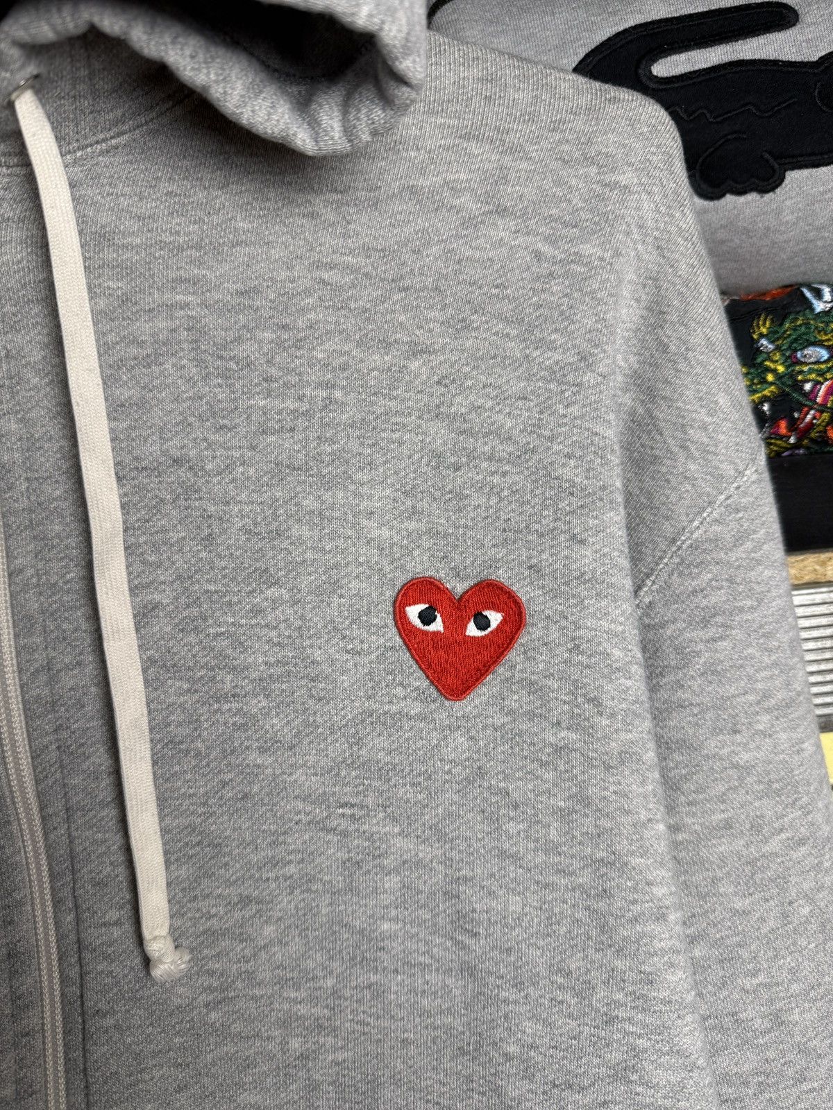 Comme des Garcons Comme Des Garçons Play Zip Hoodie W/ Hearts Size XL / US 12-14 / IT 48-50 - 4 Thumbnail