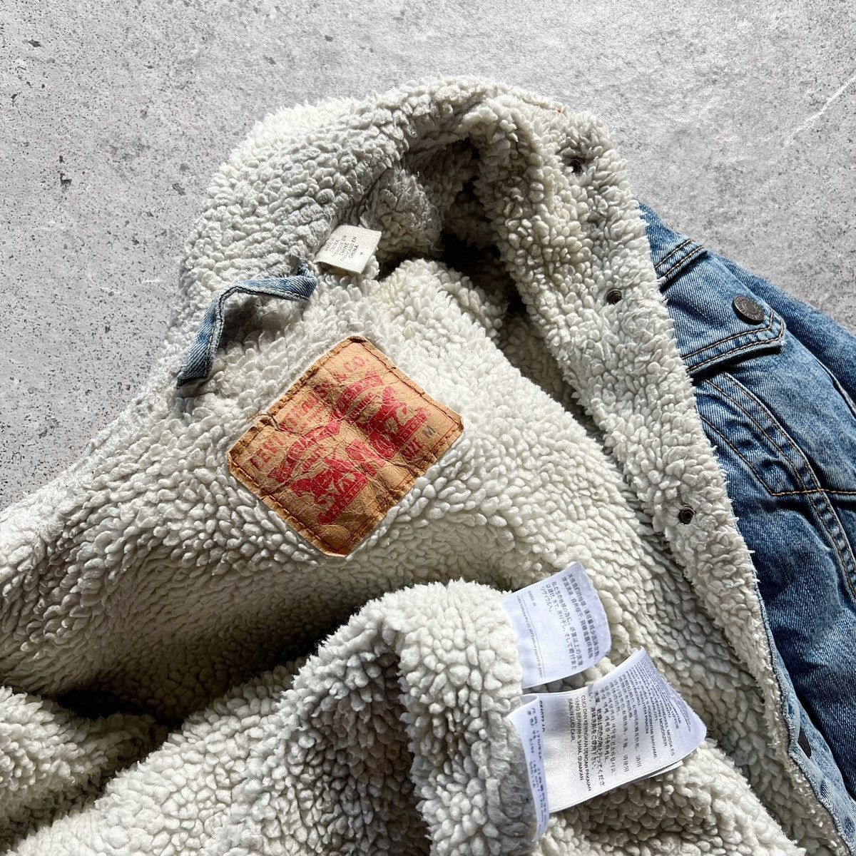 Designer × Levi's Levis Sherpa Lined Trucker Denim Blue Jacket Long Sleeve Size US S / EU 44-46 / 1 - 7 Thumbnail
