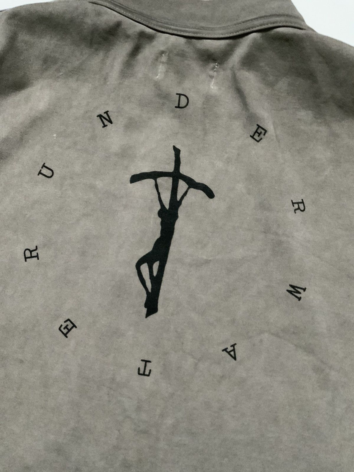 Other $110 Underwater Crucifix Cross Dyed Gray Crewneck T-Shirt Size US M / EU 48-50 / 2 - 10 Thumbnail