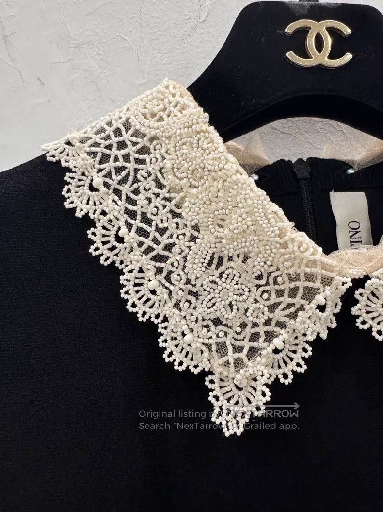 Valentino Valentino Black and white color-blocked neckline lace bea Size M / US 6-8 / IT 42-44 - 4 Thumbnail