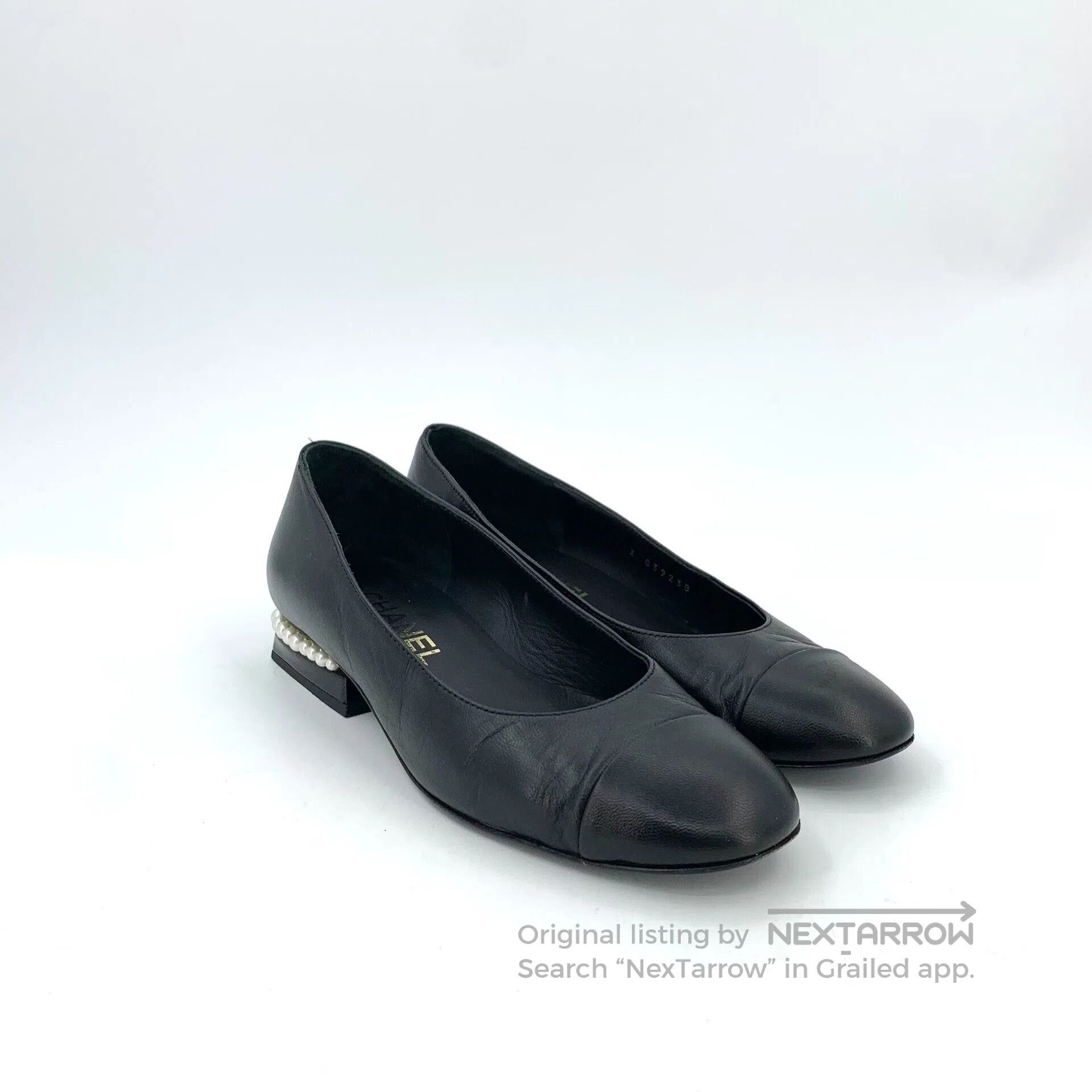 Chanel Chanel Black Leather Pearl Heel Pumps. Size US 6 / IT 36 - 2 Thumbnail