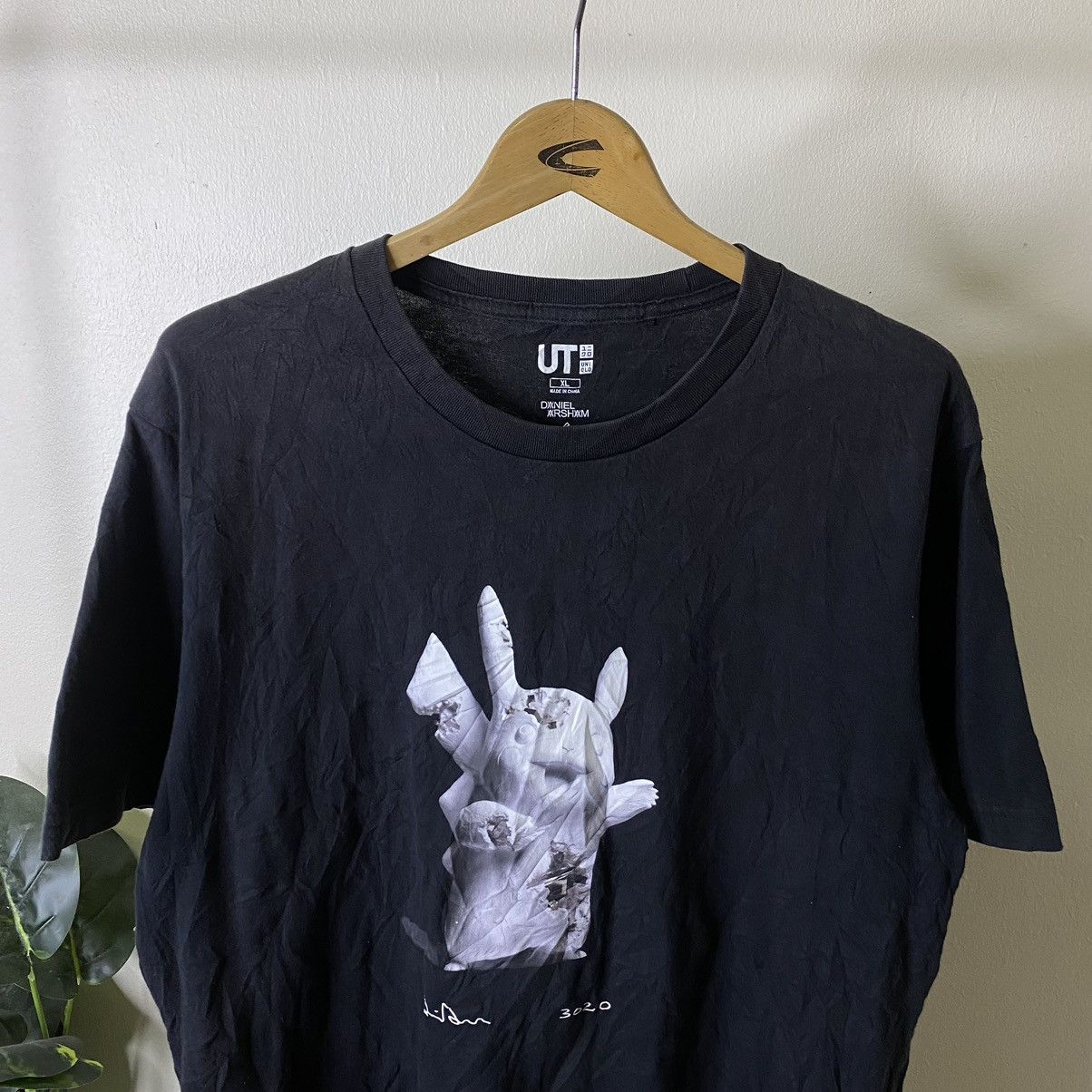 Daniel Arsham × Pokemon × Uniqlo Daniel Arsham x Nintendo Pokemon Pikachu Collaboration Tee Size US L / EU 52-54 / 3 - 2 Thumbnail
