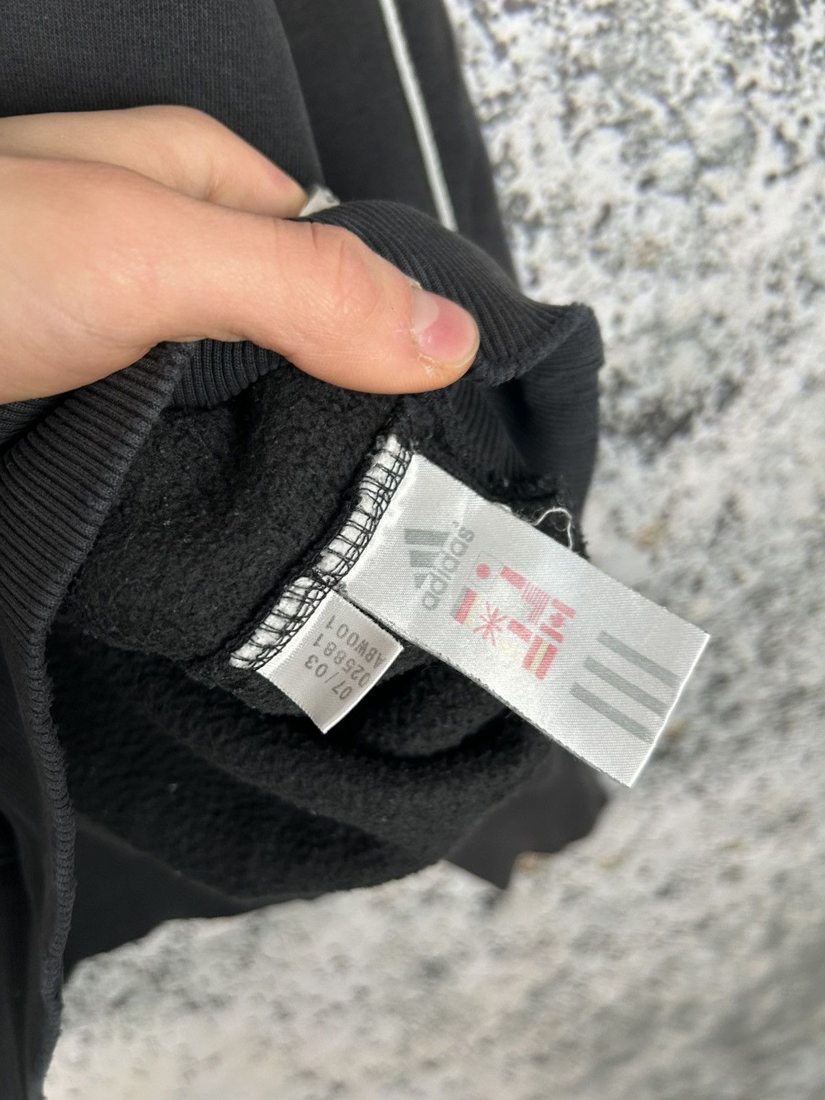 Adidas Vintage Adidas 90s Crewneck Streetwear Baggy Rap Skate Size US L / EU 52-54 / 3 - 6 Thumbnail