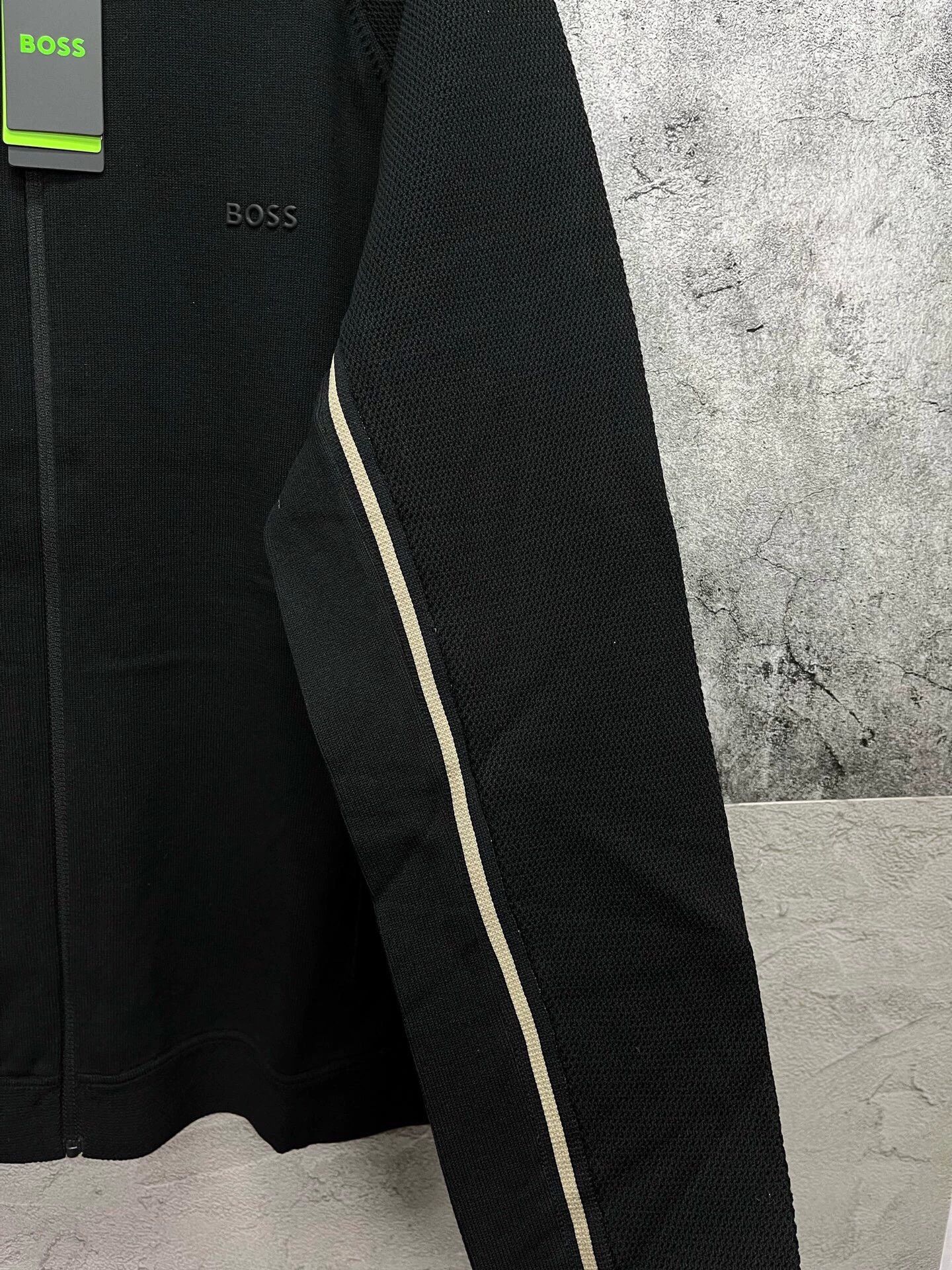 Hugo Boss HUGO BOSS x Aston Martin Logo Hoodie M Size US M / EU 48-50 / 2 - 8 Thumbnail