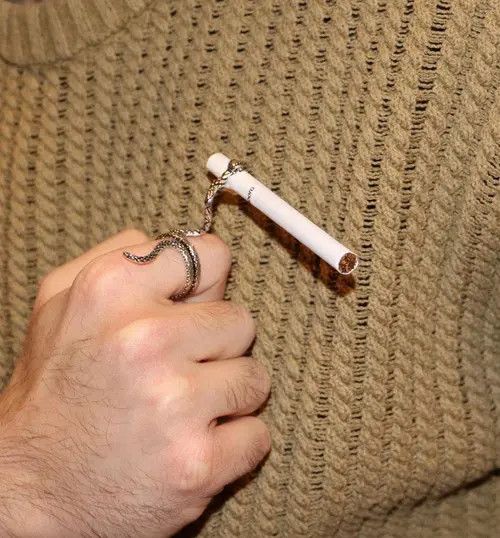 Jewelry Snake Cigarette Holder, Ring Cigarette Holder Size ONE SIZE - 6 Thumbnail
